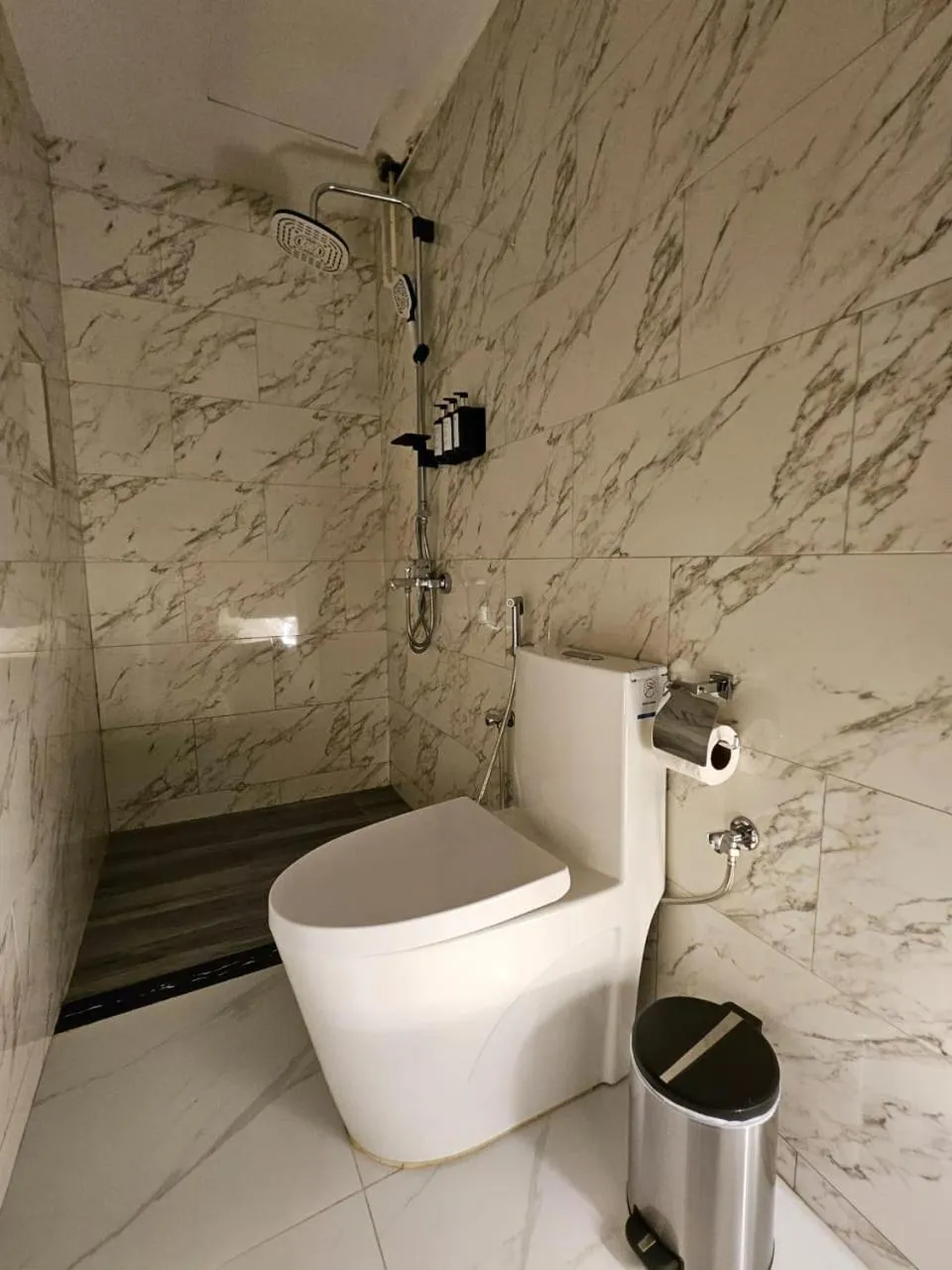 Bathroom in Royal Plaza Hotel