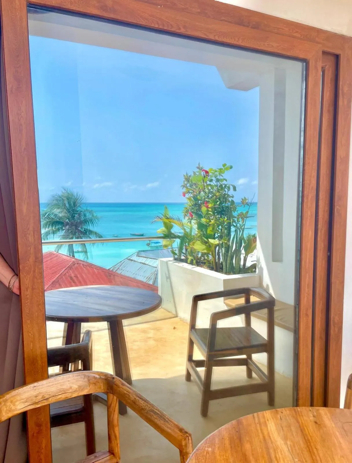 Balcony/Terrace in Aluna Beach Apartments