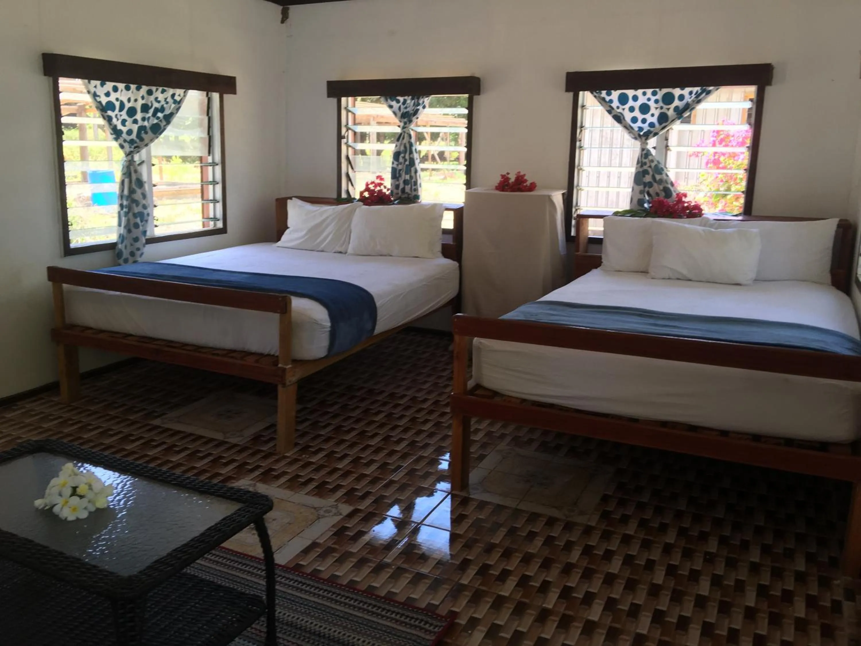 Photo of the whole room, Bed in Yawekata Eco Still Bluewater Lodge