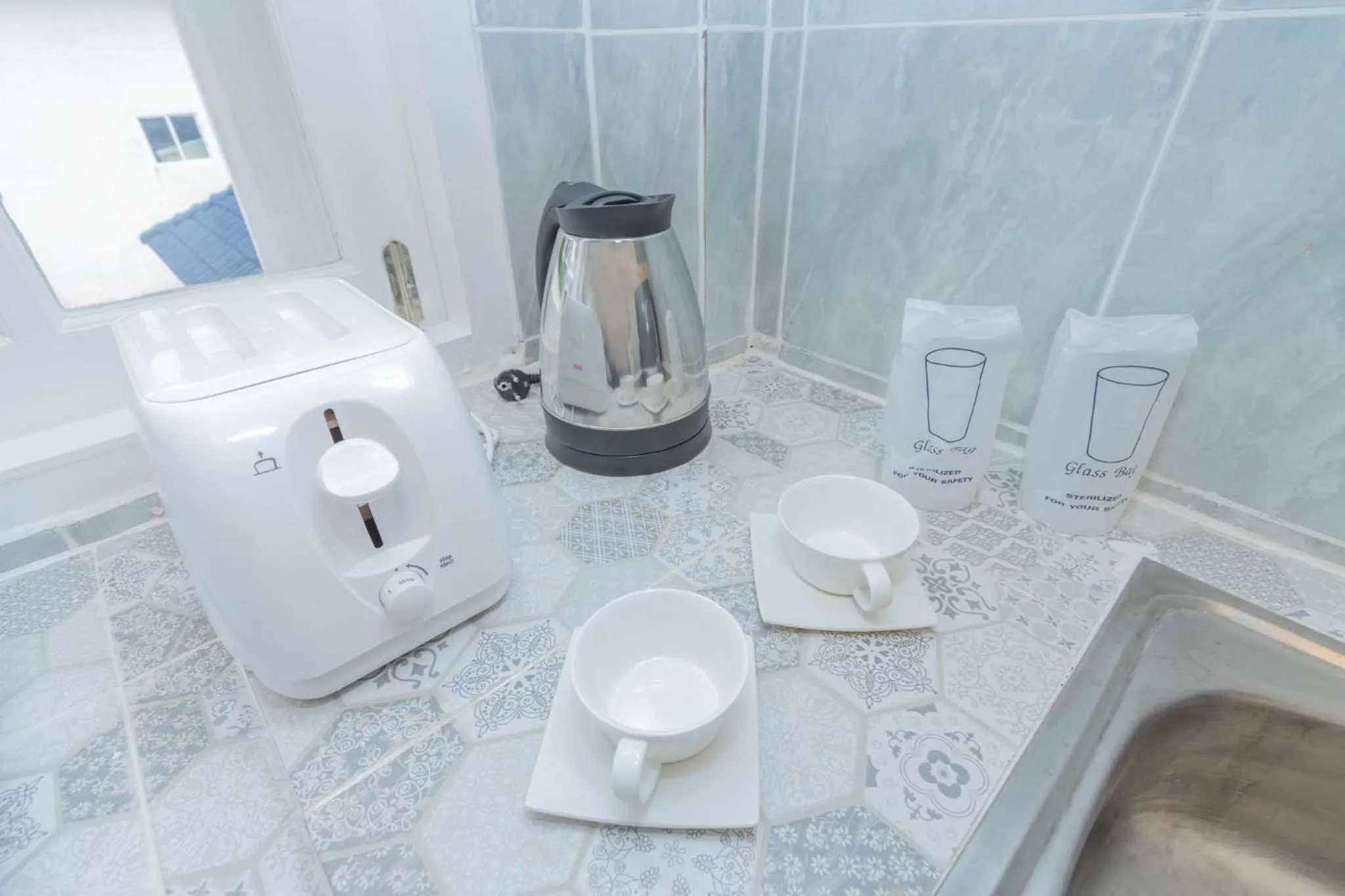 Coffee/tea facilities in RoomQuest The Peak Patong Hill