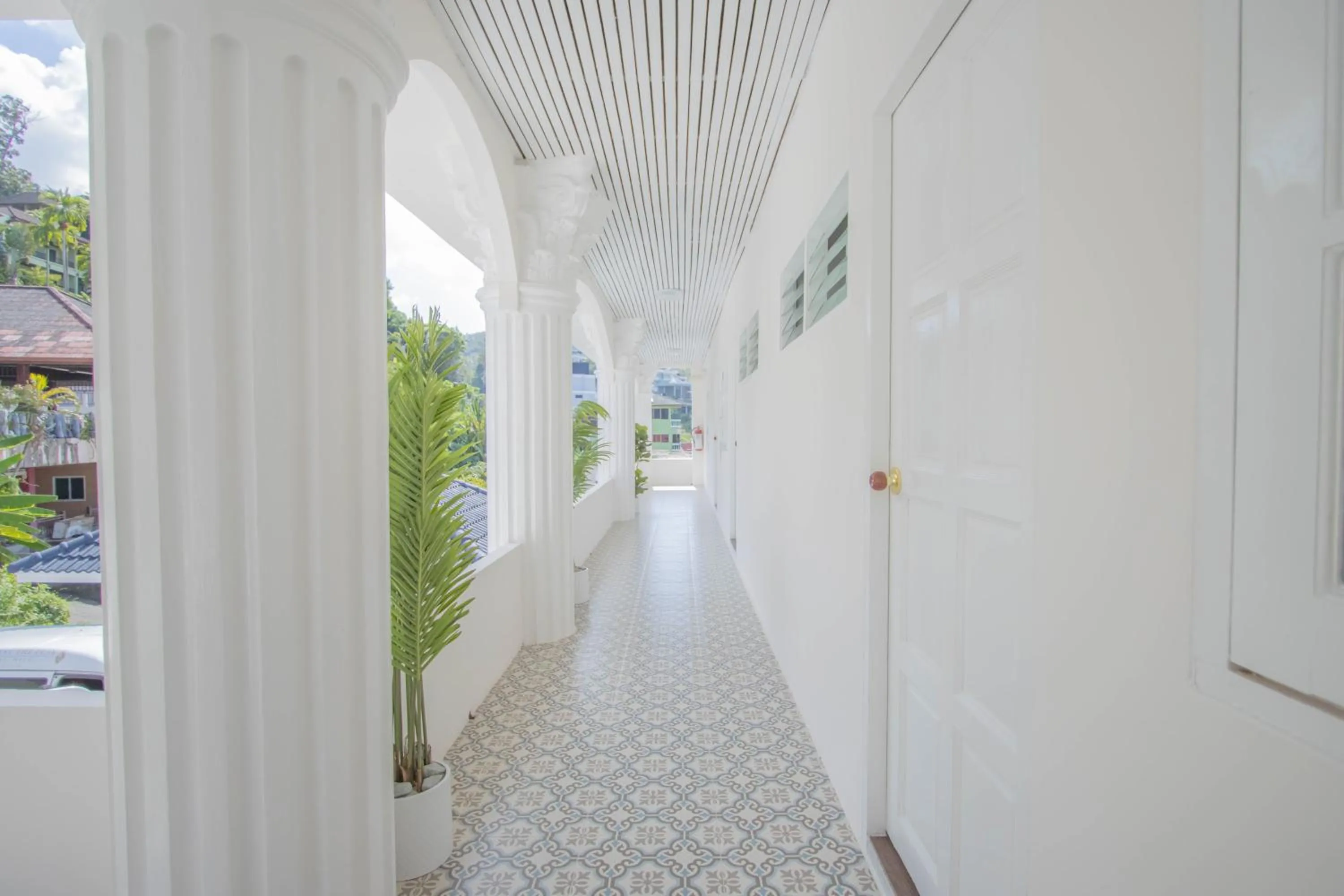 Property building in RoomQuest The Peak Patong Hill