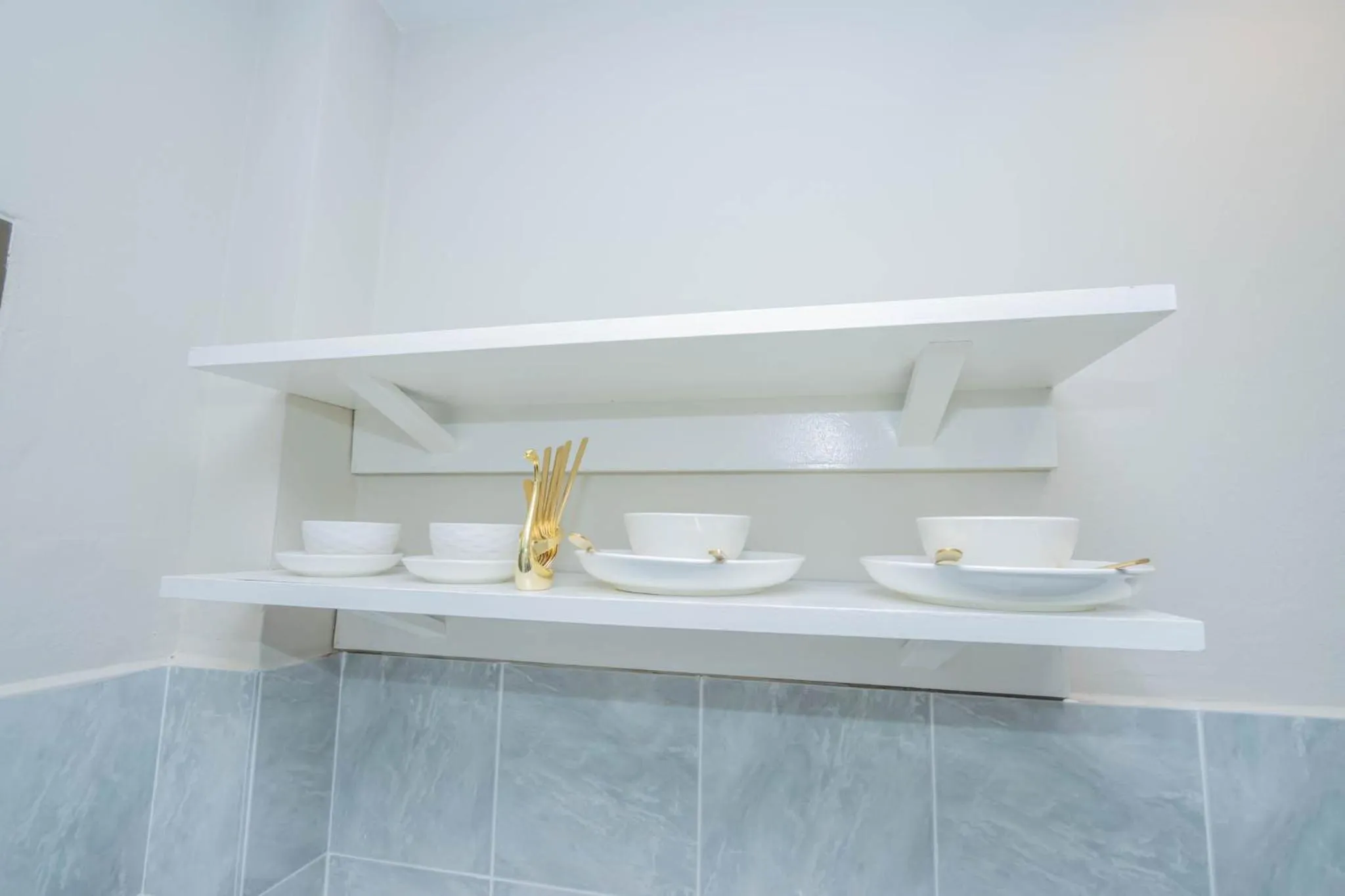 Kitchen or kitchenette in RoomQuest The Peak Patong Hill