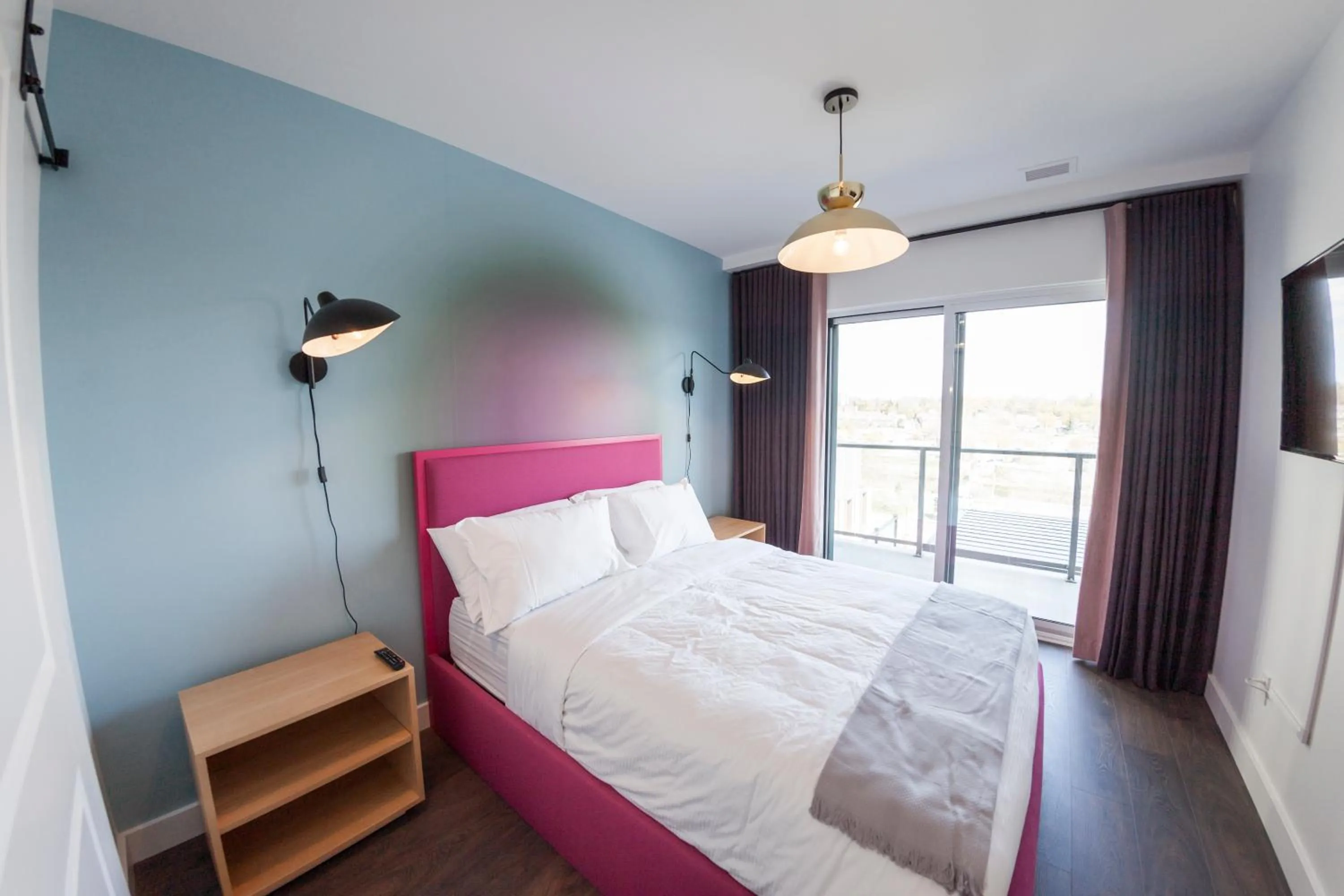 Bedroom, Bed in The Laundry Rooms Gaslight Cambridge