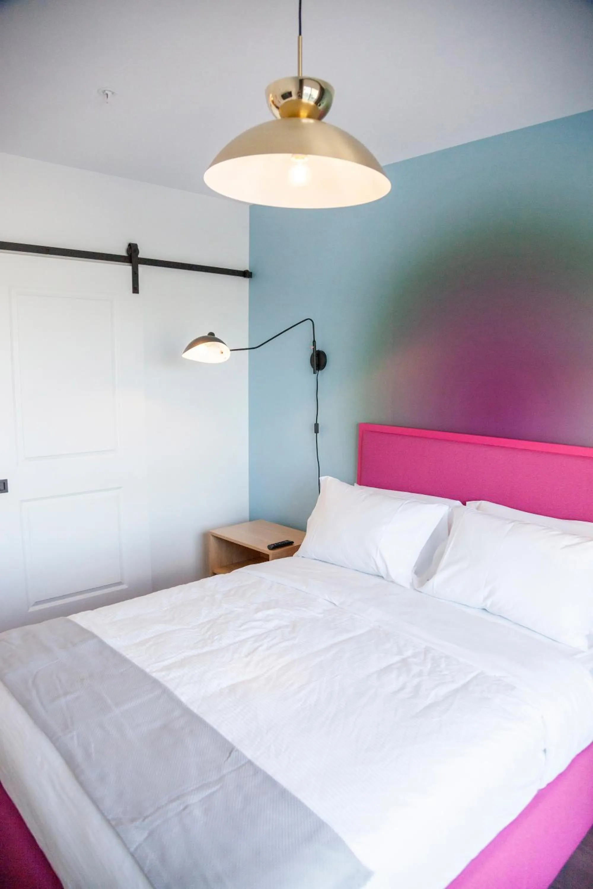 Bedroom, Bed in The Laundry Rooms Gaslight Cambridge