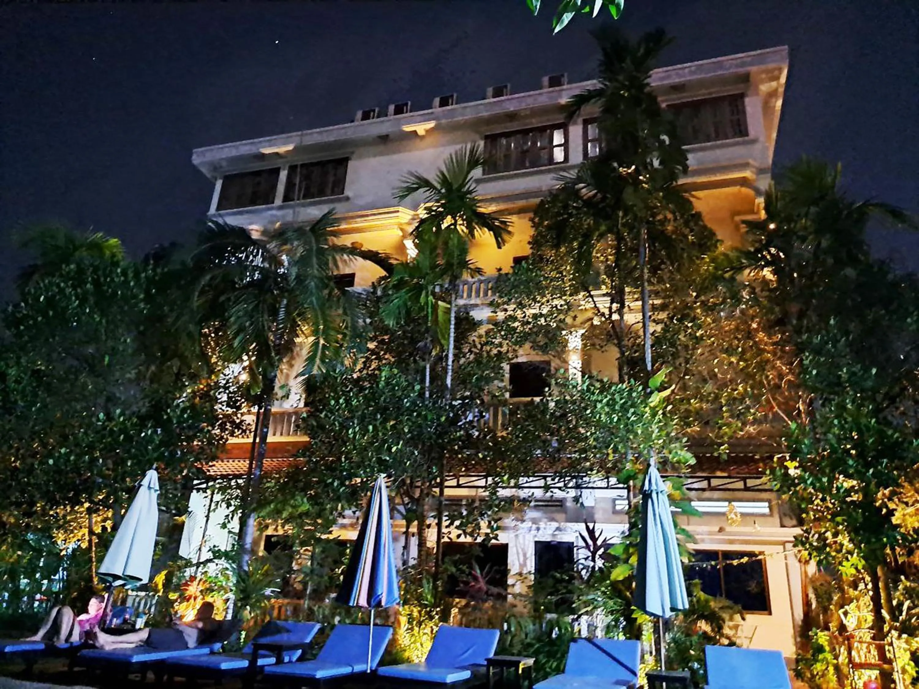 Property building in Nary Villa