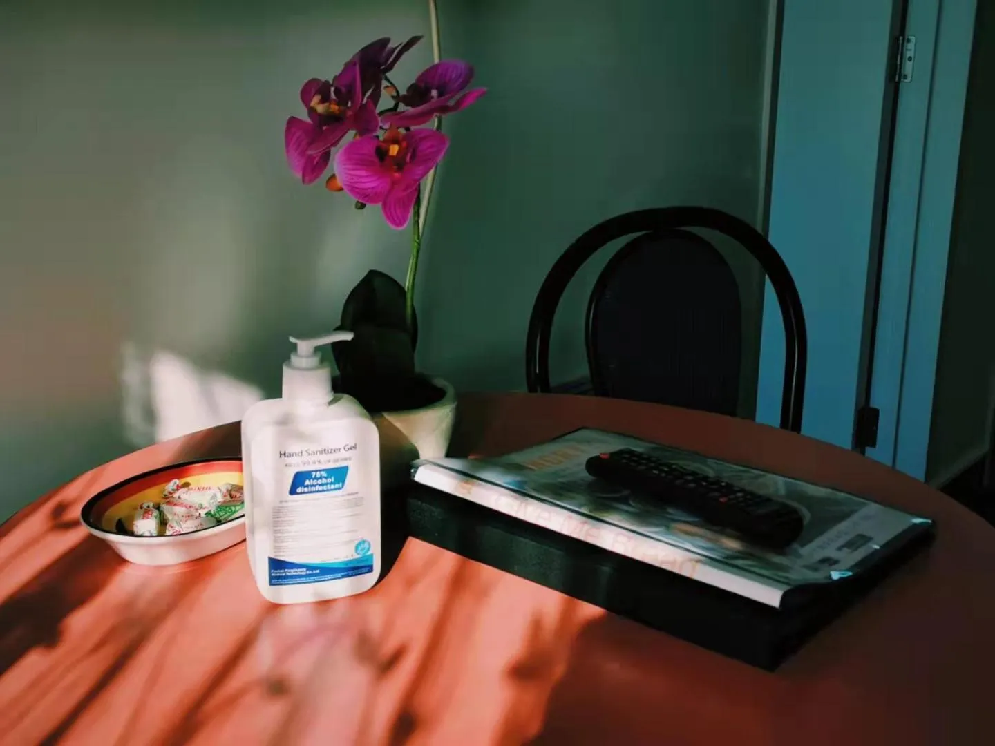 Living room in Ascot Vale Motor Lodge