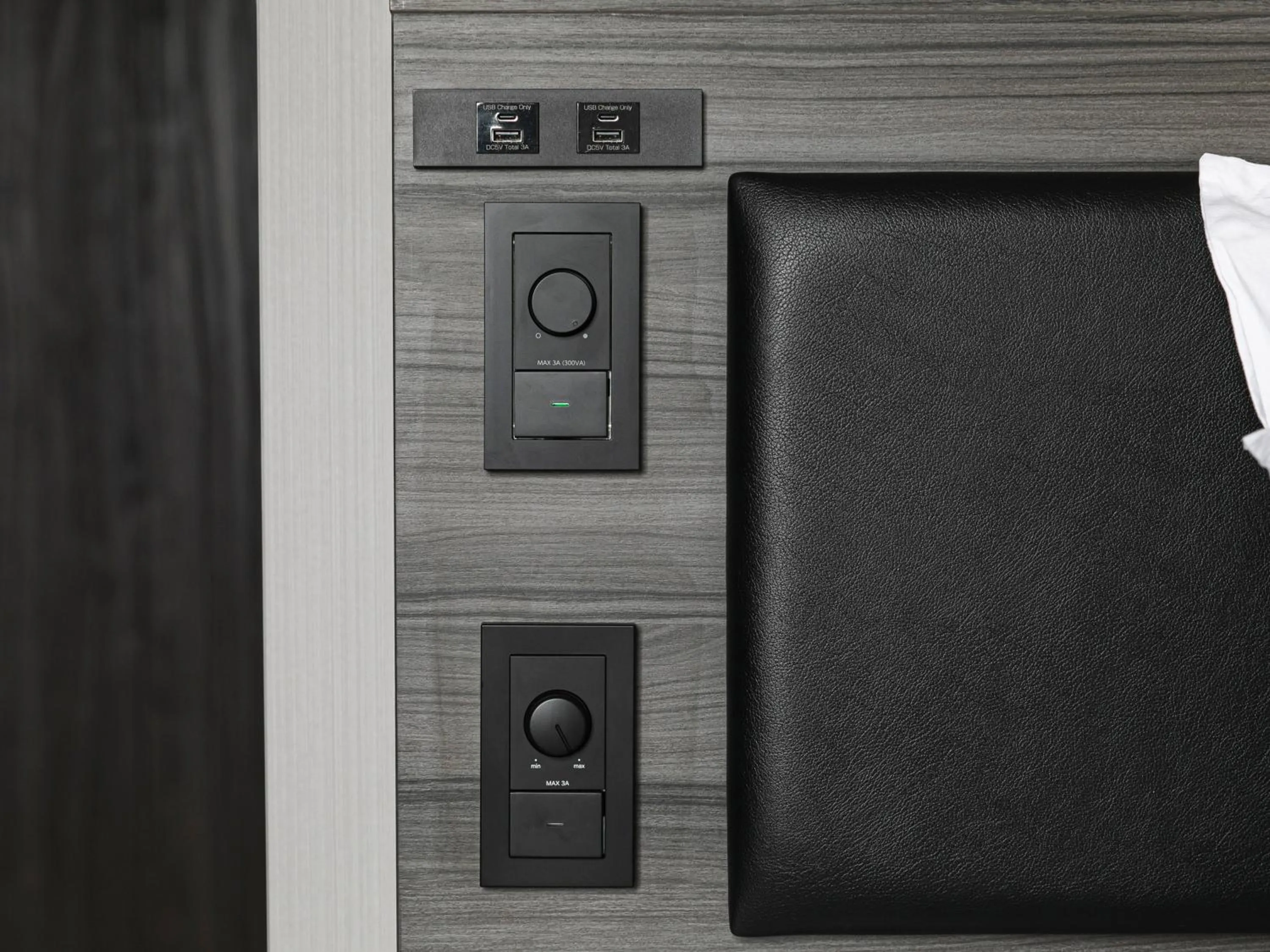 Photo of the whole room in HOTEL NOIR Kagoshima Chuo Station