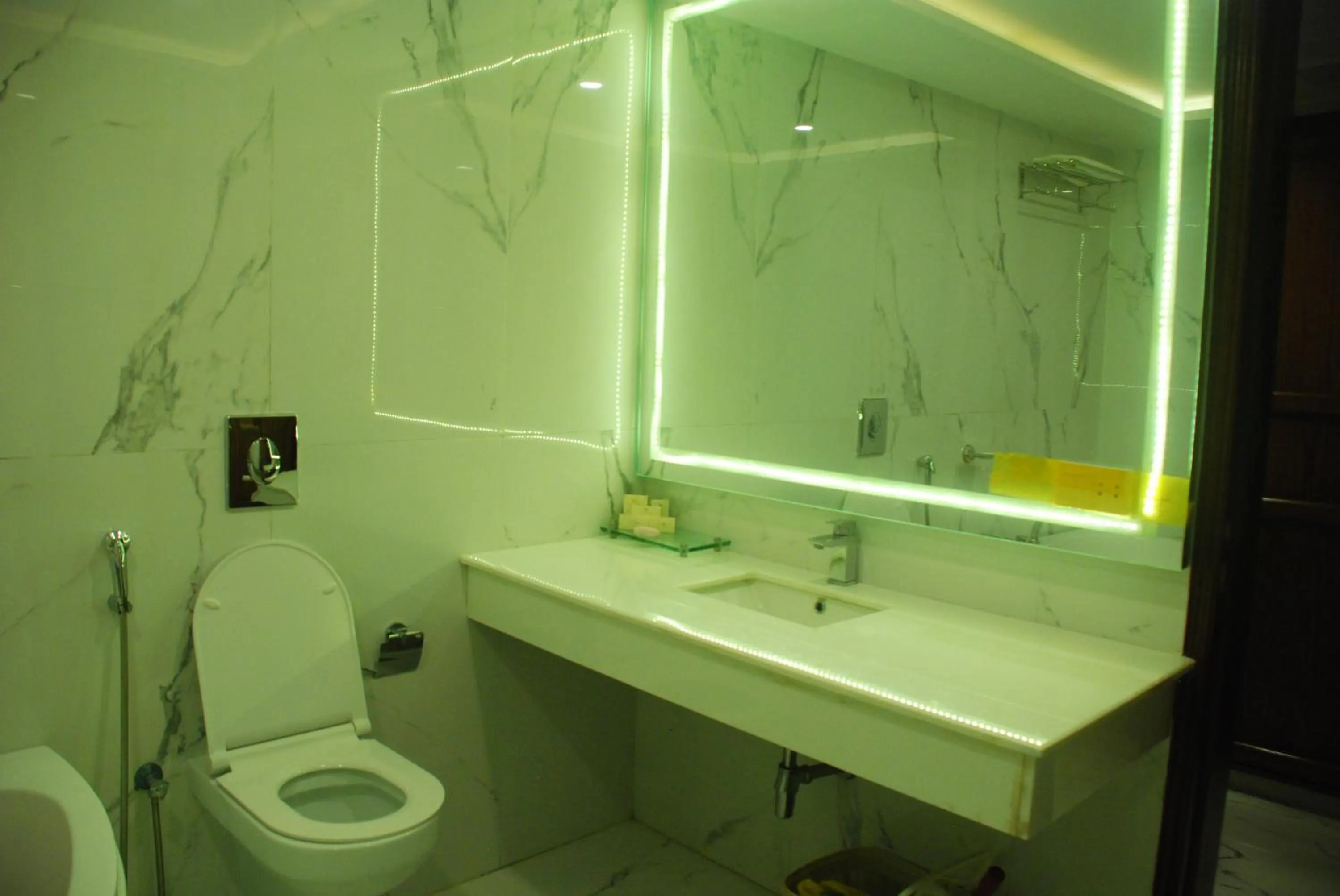 Bathroom in Hilton Suites Lahore