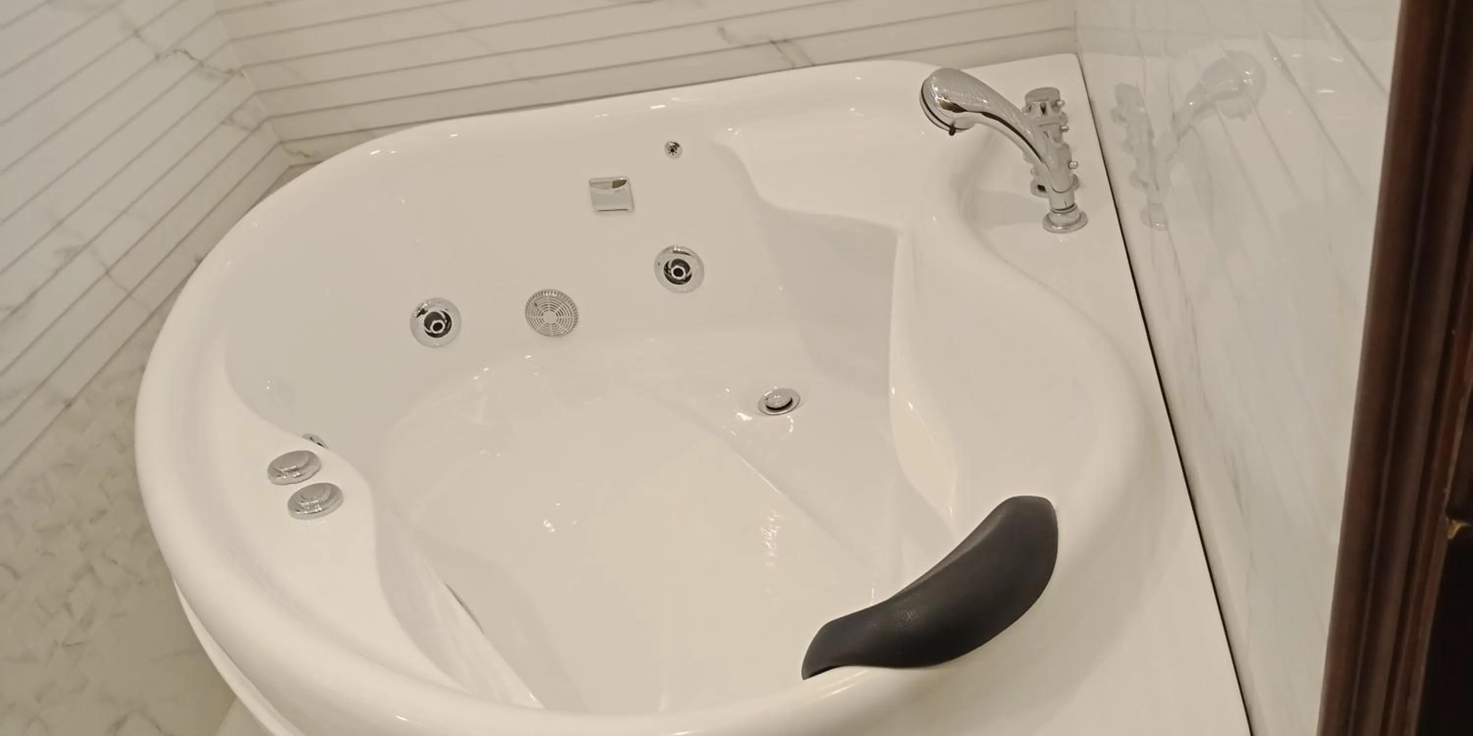 Hilton Suites Lahore