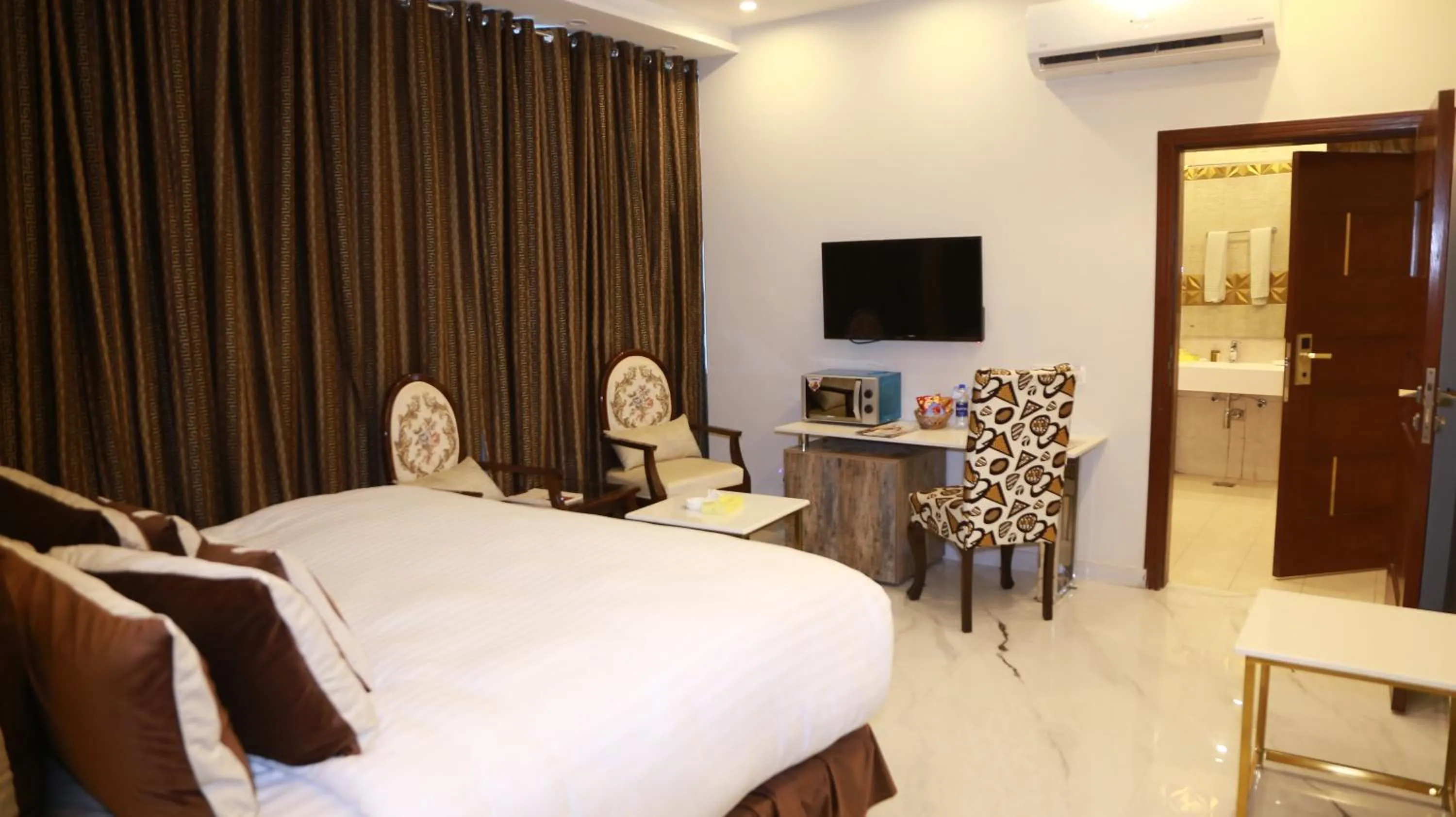 Hilton Suites Lahore