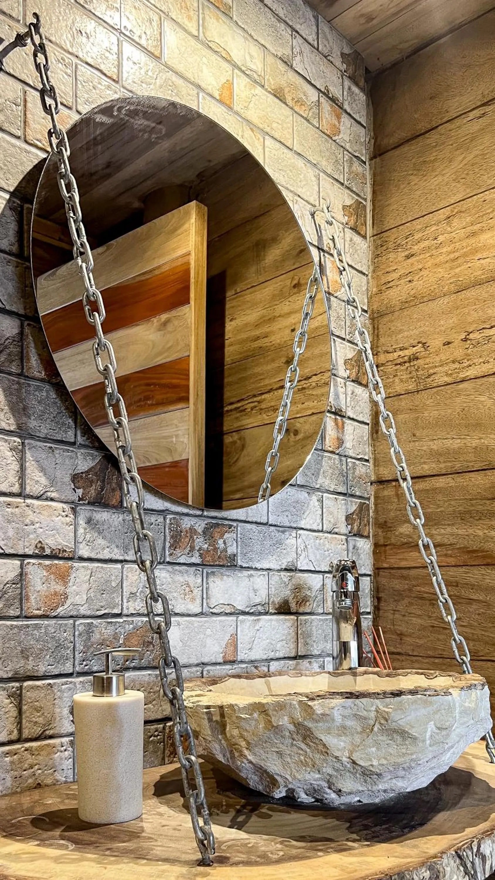 Bathroom in Hostal MOCAMBO BEACH