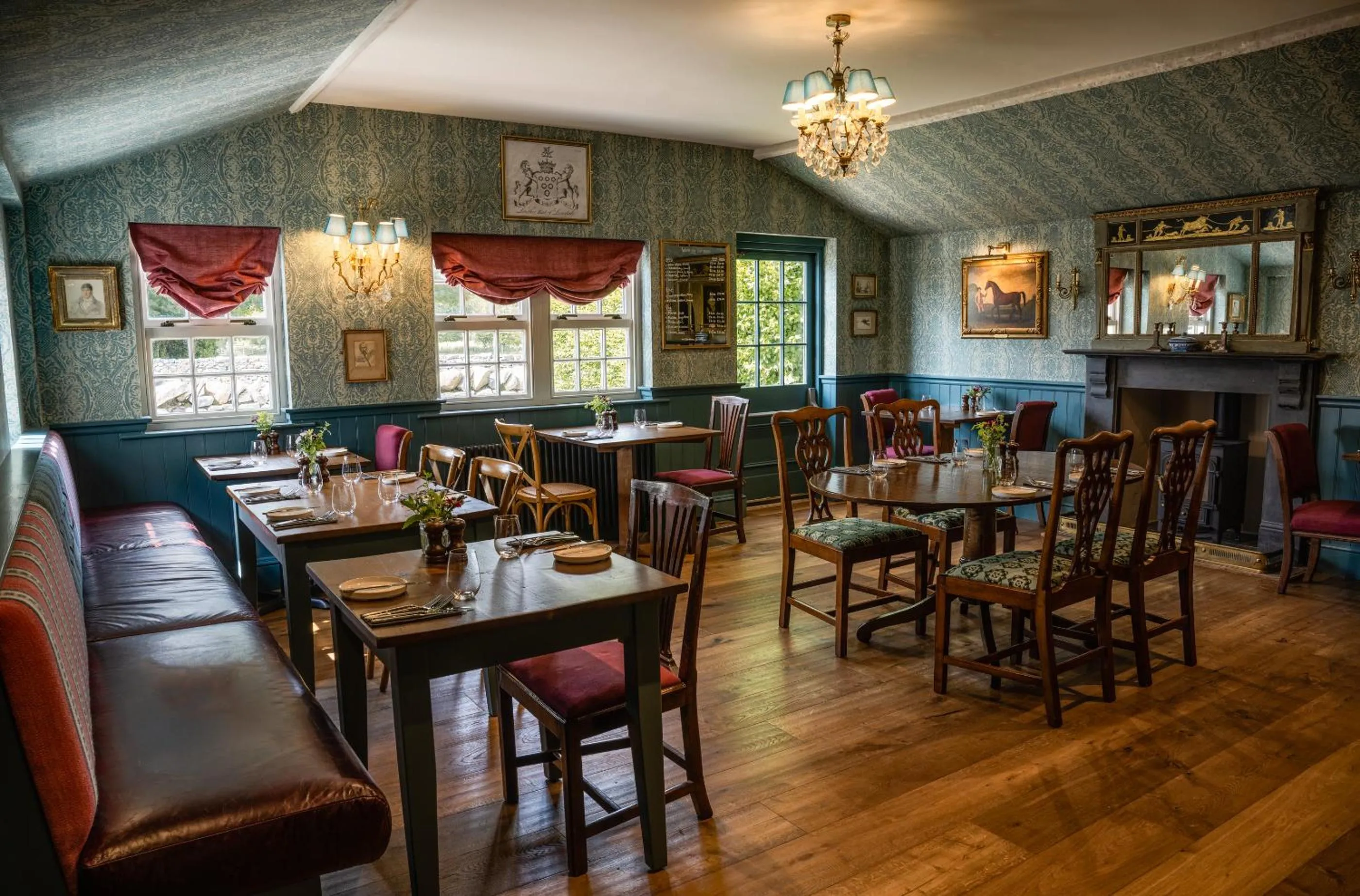 Restaurant/places to eat in George and Dragon Clifton