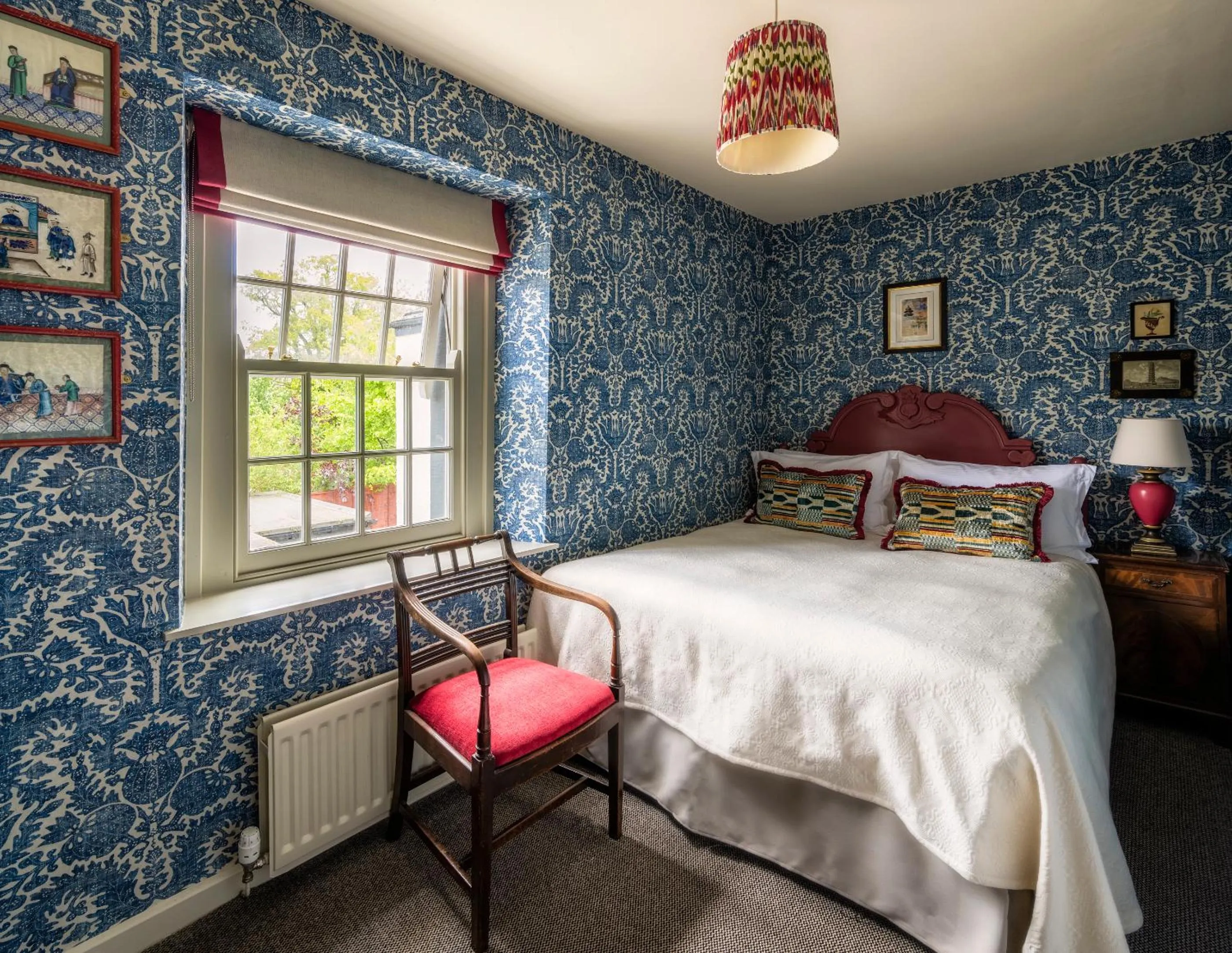 Bedroom, Bed in George and Dragon Clifton