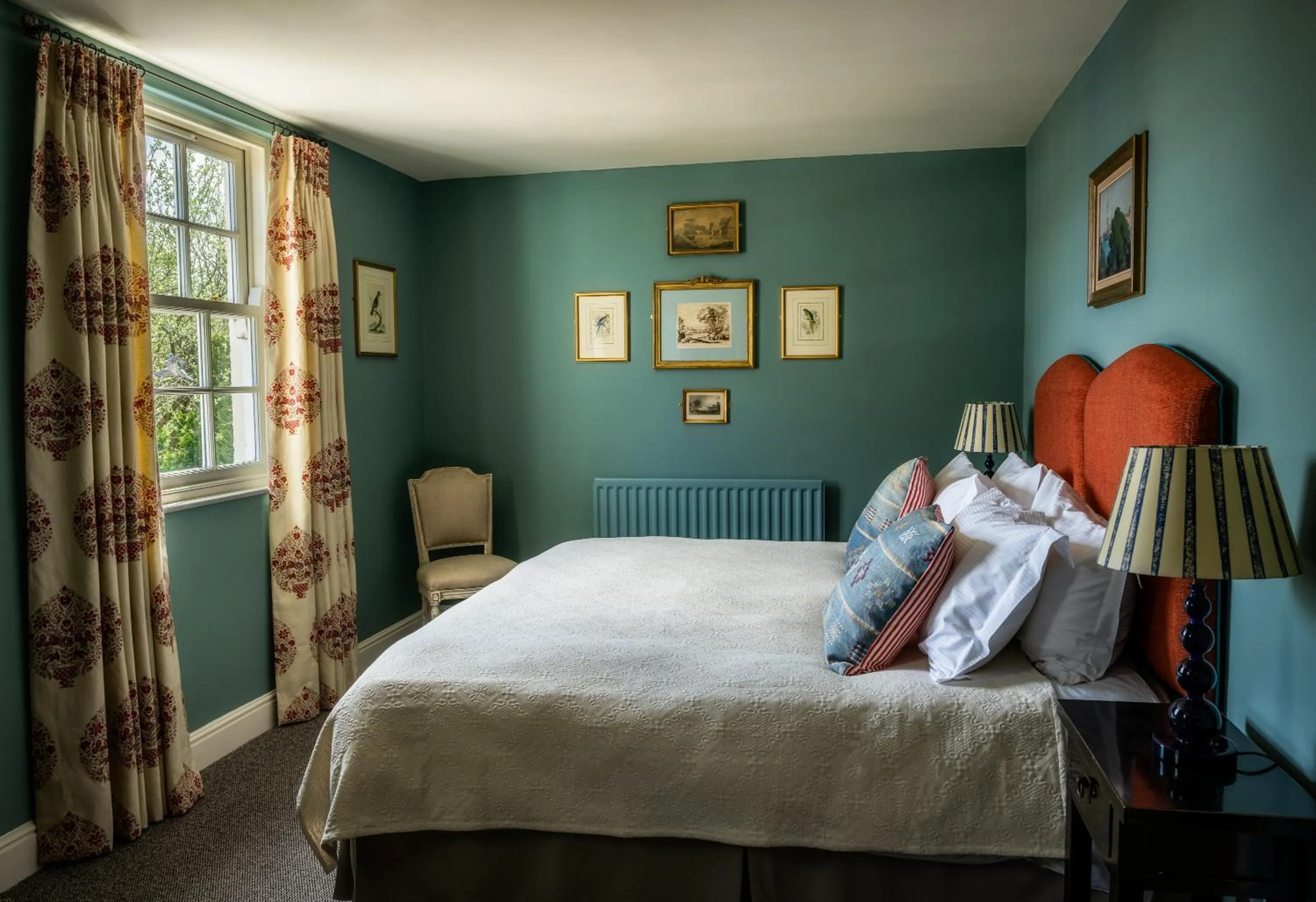 Bedroom, Bed in George and Dragon Clifton