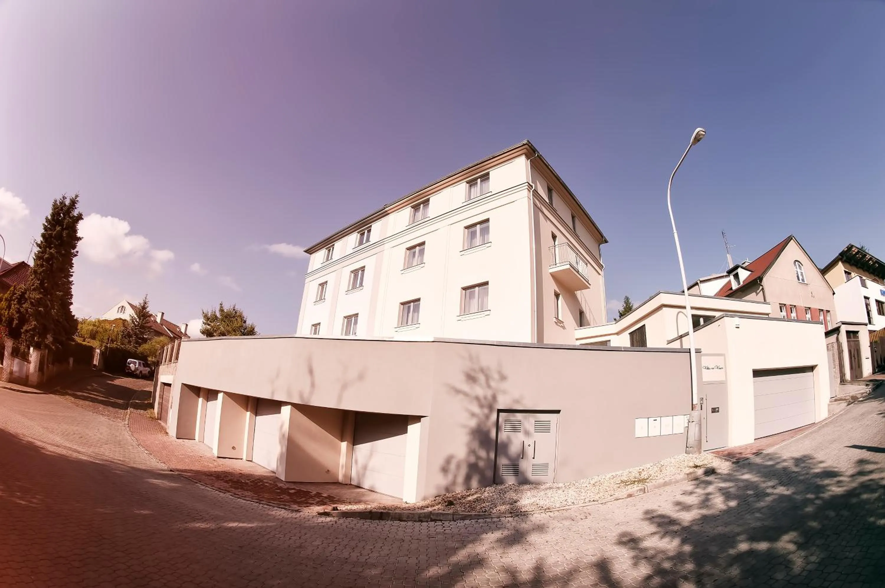 Facade/entrance in Villa na Vinici