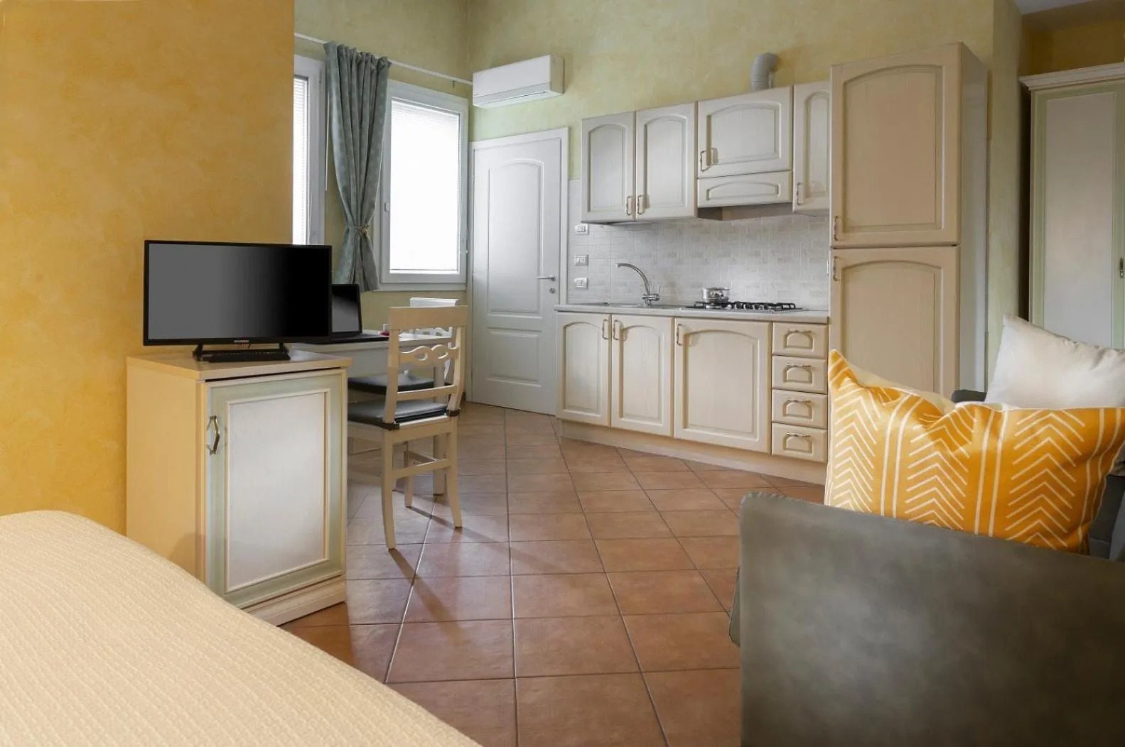 Kitchen or kitchenette in Agriturismo Il Brugnolo