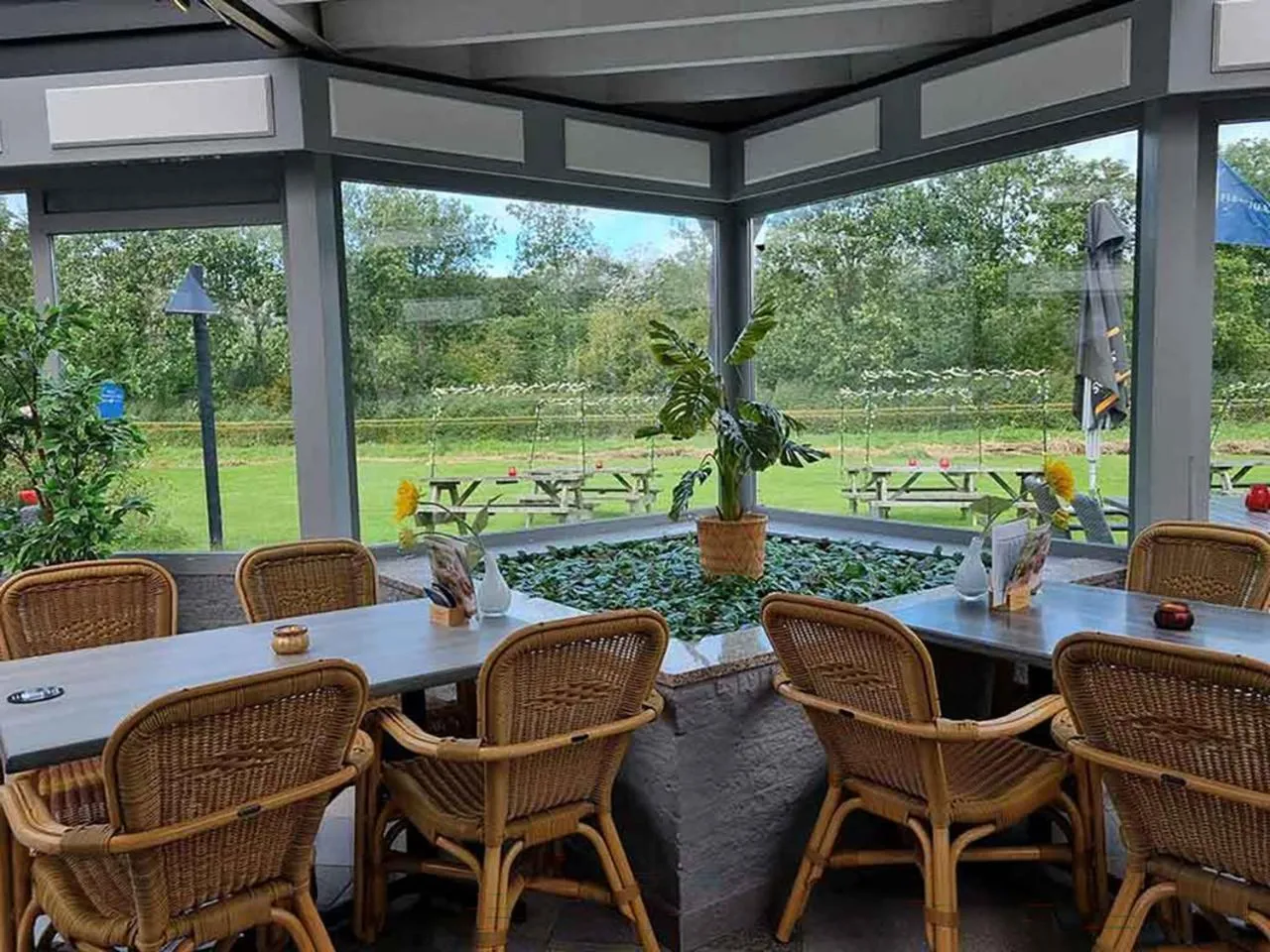 Restaurant/places to eat in Fletcher Hotel - Restaurant Nieuwvliet Bad