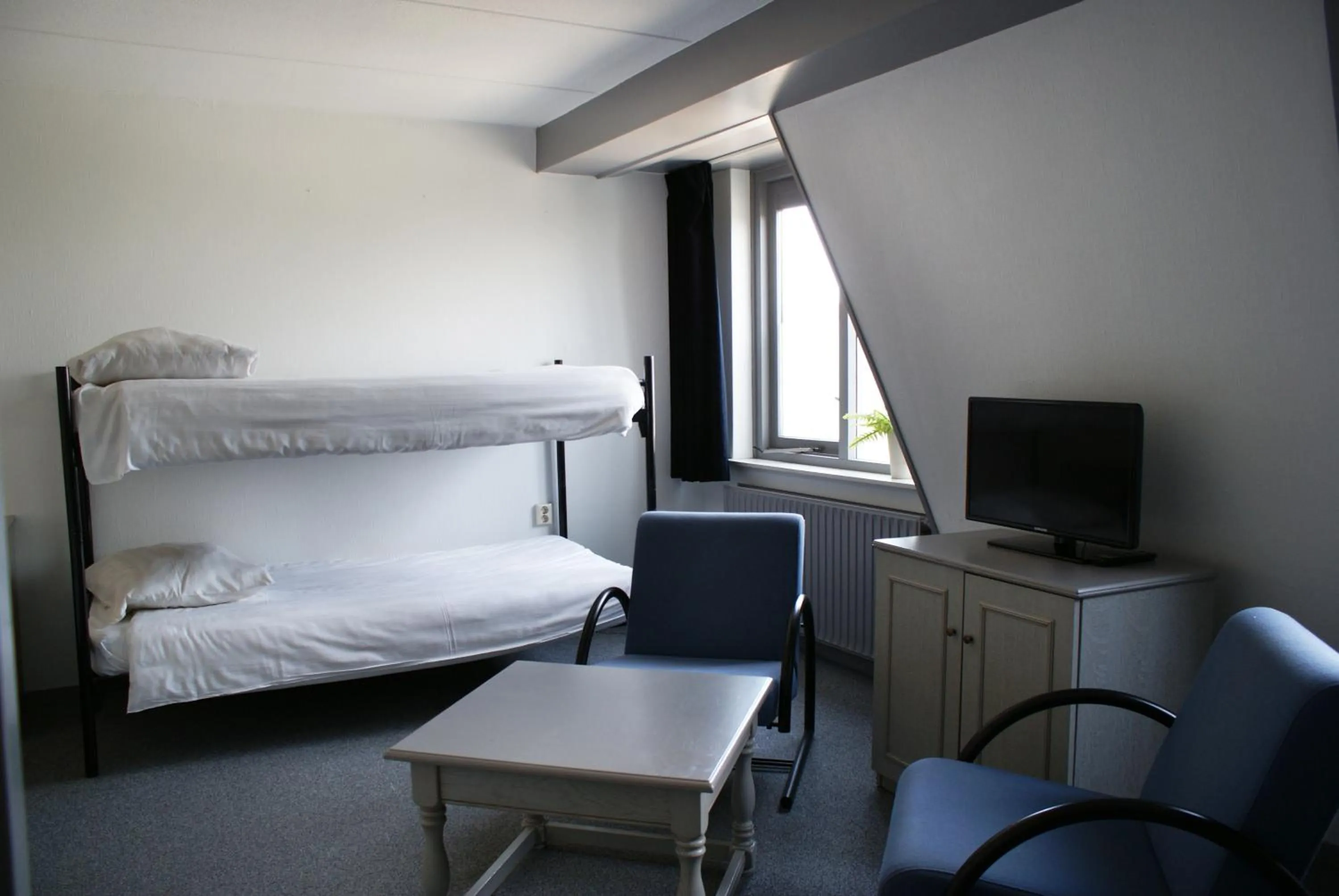 Bed in Fletcher Hotel - Restaurant Nieuwvliet Bad