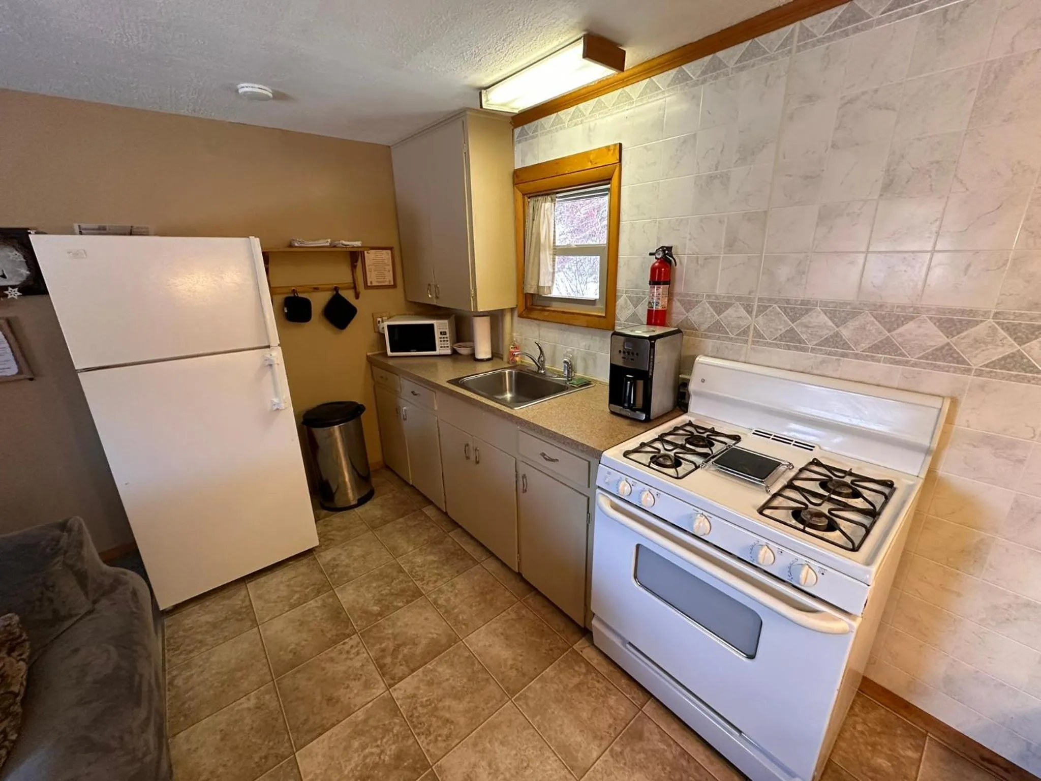 Ute Bluff Lodge, Cabins and RV park