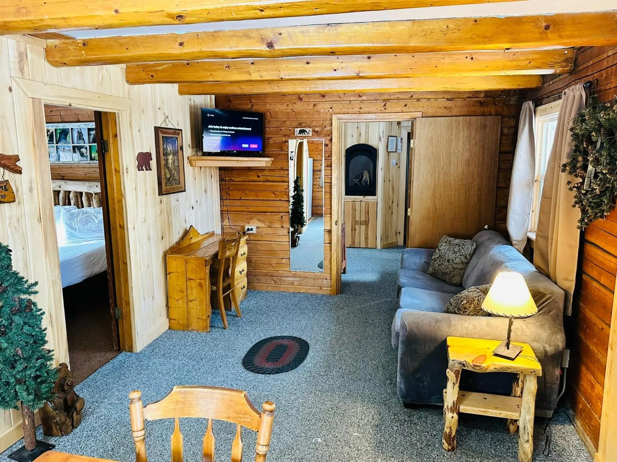 Ute Bluff Lodge, Cabins and RV park