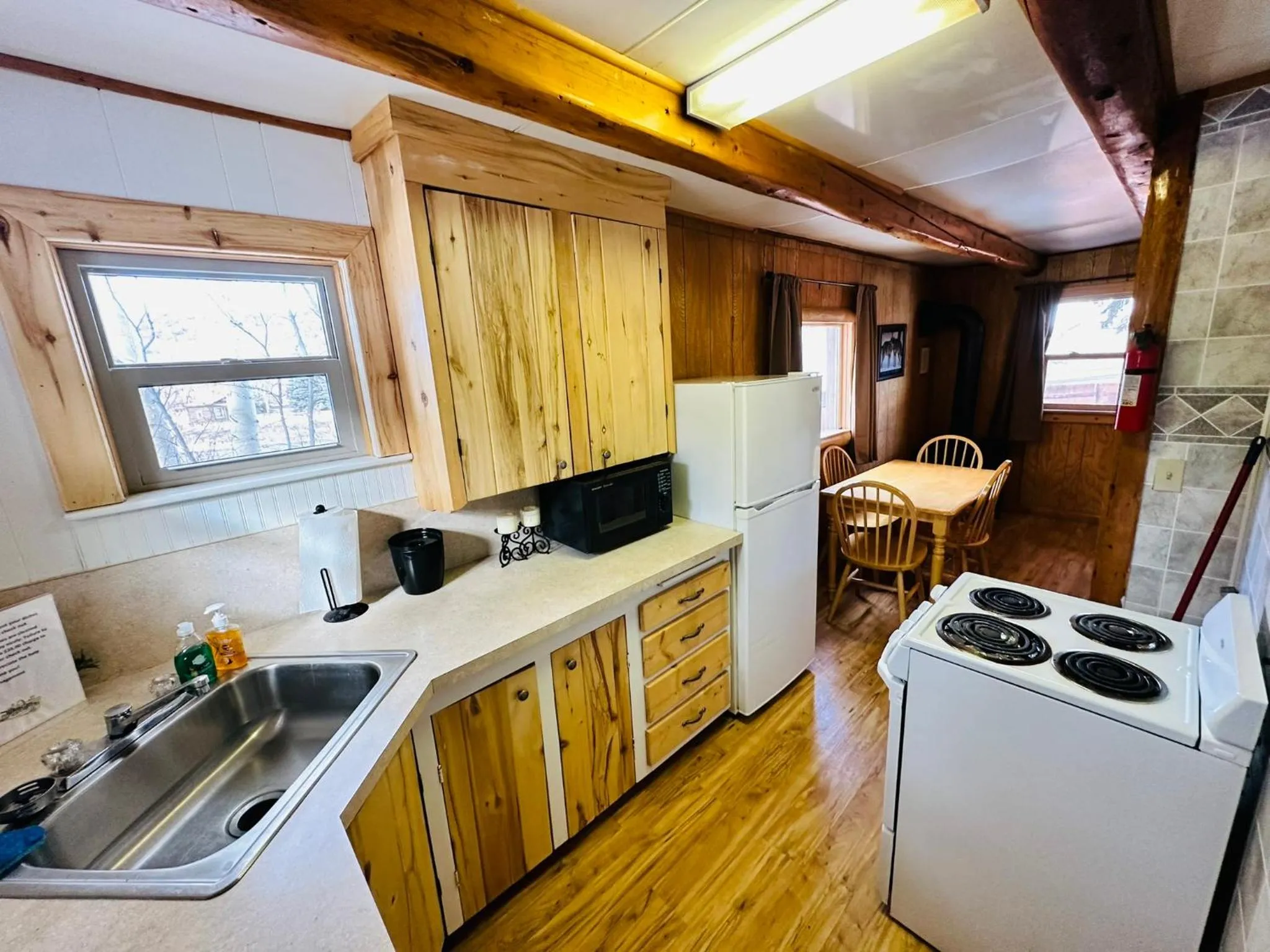 Ute Bluff Lodge, Cabins and RV park