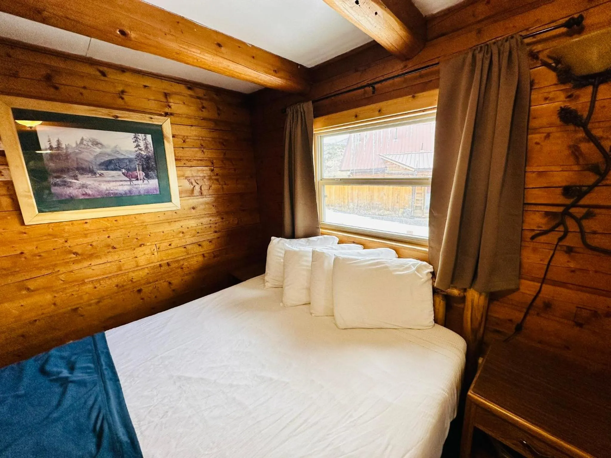 Ute Bluff Lodge, Cabins and RV park