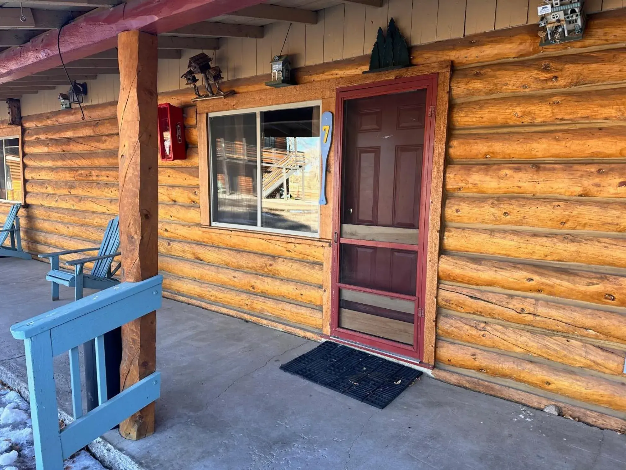 Deluxe King Suite in Ute Bluff Lodge, Cabins and RV park Deluxe King Suite in Ute Bluff Lodge, Cabins and RV park