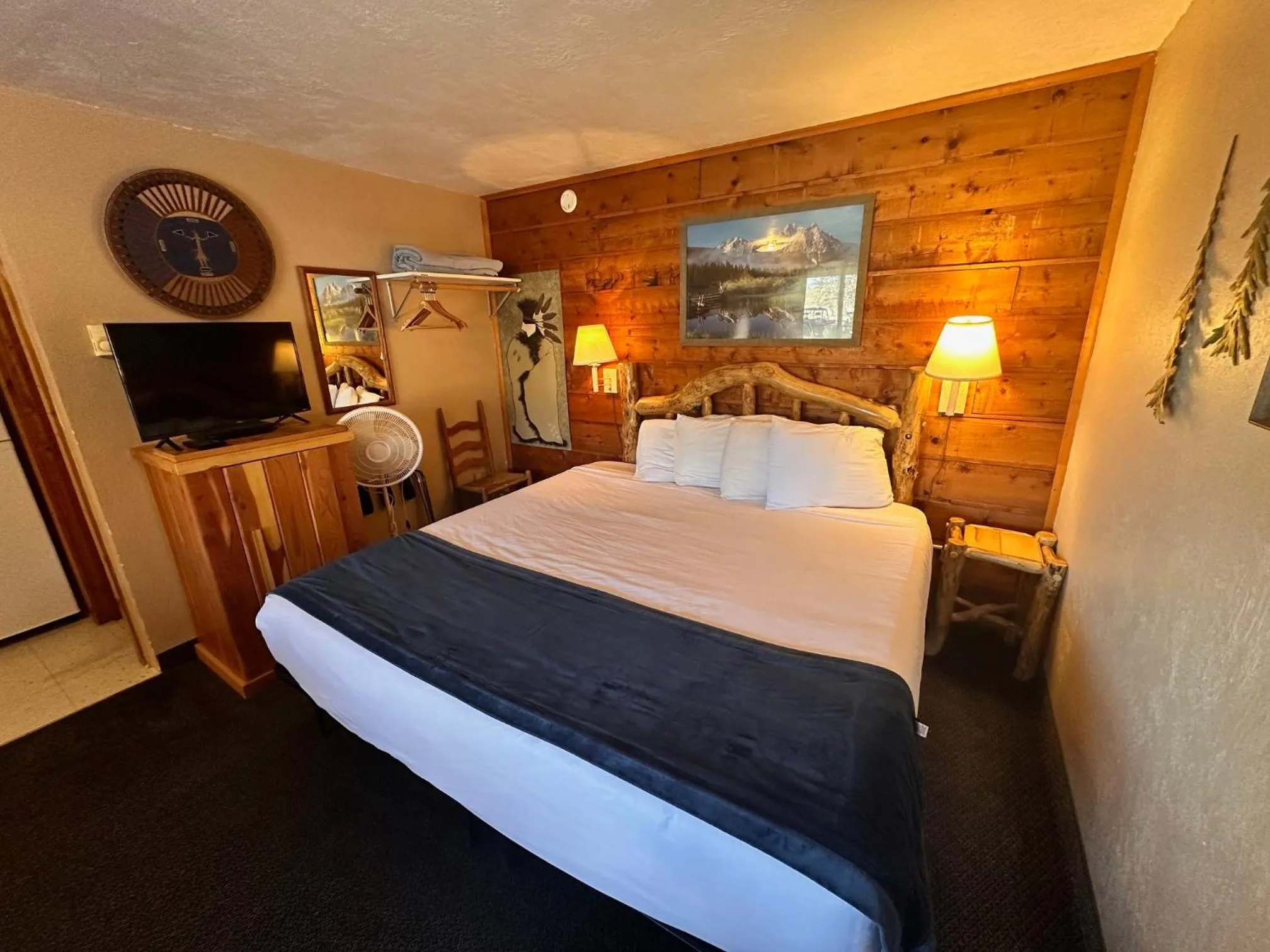 Ute Bluff Lodge, Cabins and RV park