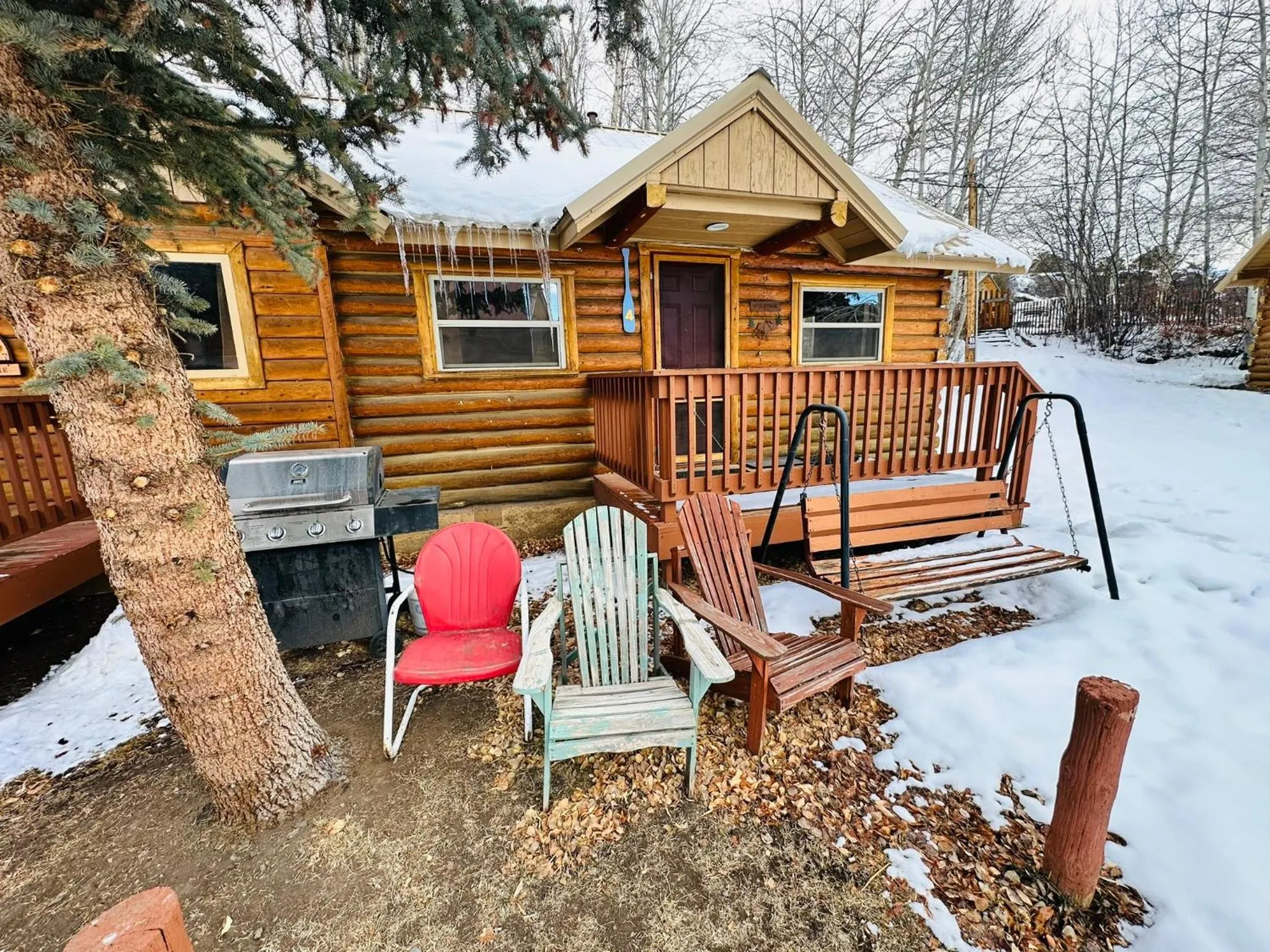 Ute Bluff Lodge, Cabins and RV park