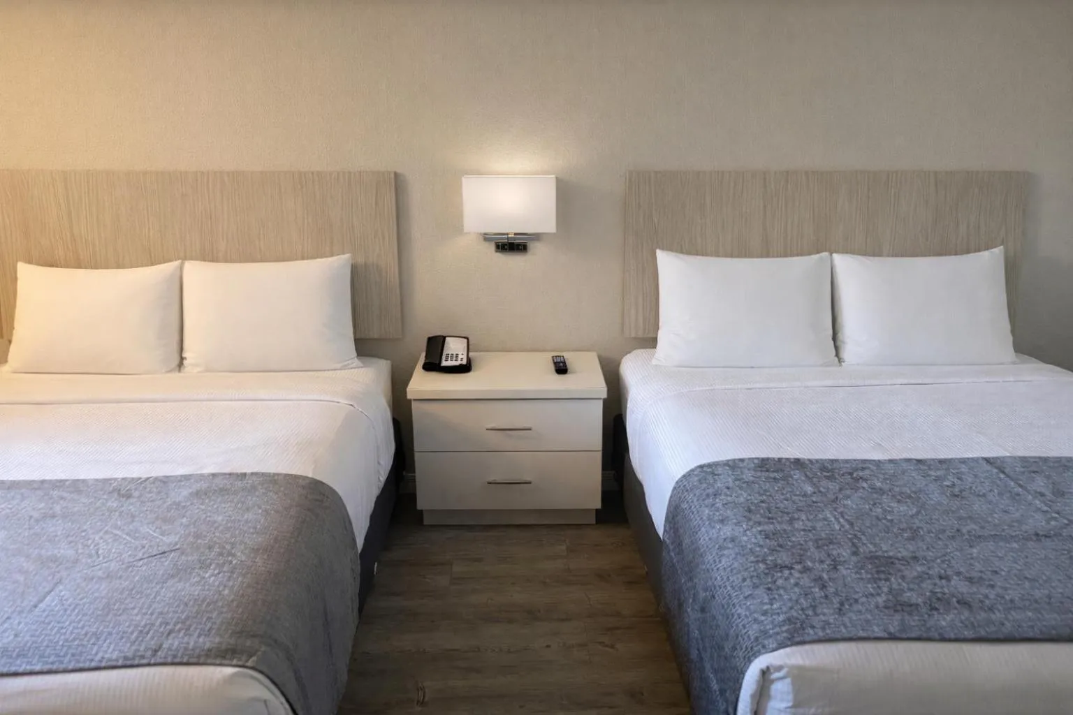 Bedroom, Bed in Orlando International Drive North Hotel