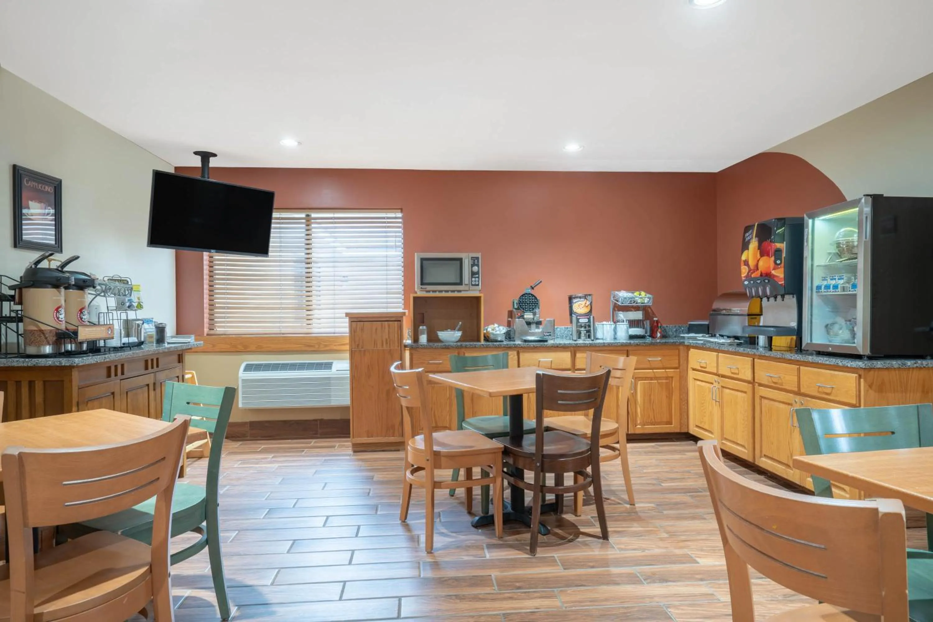 Breakfast in Aspen Hotel Rogers Formerly Americ inn