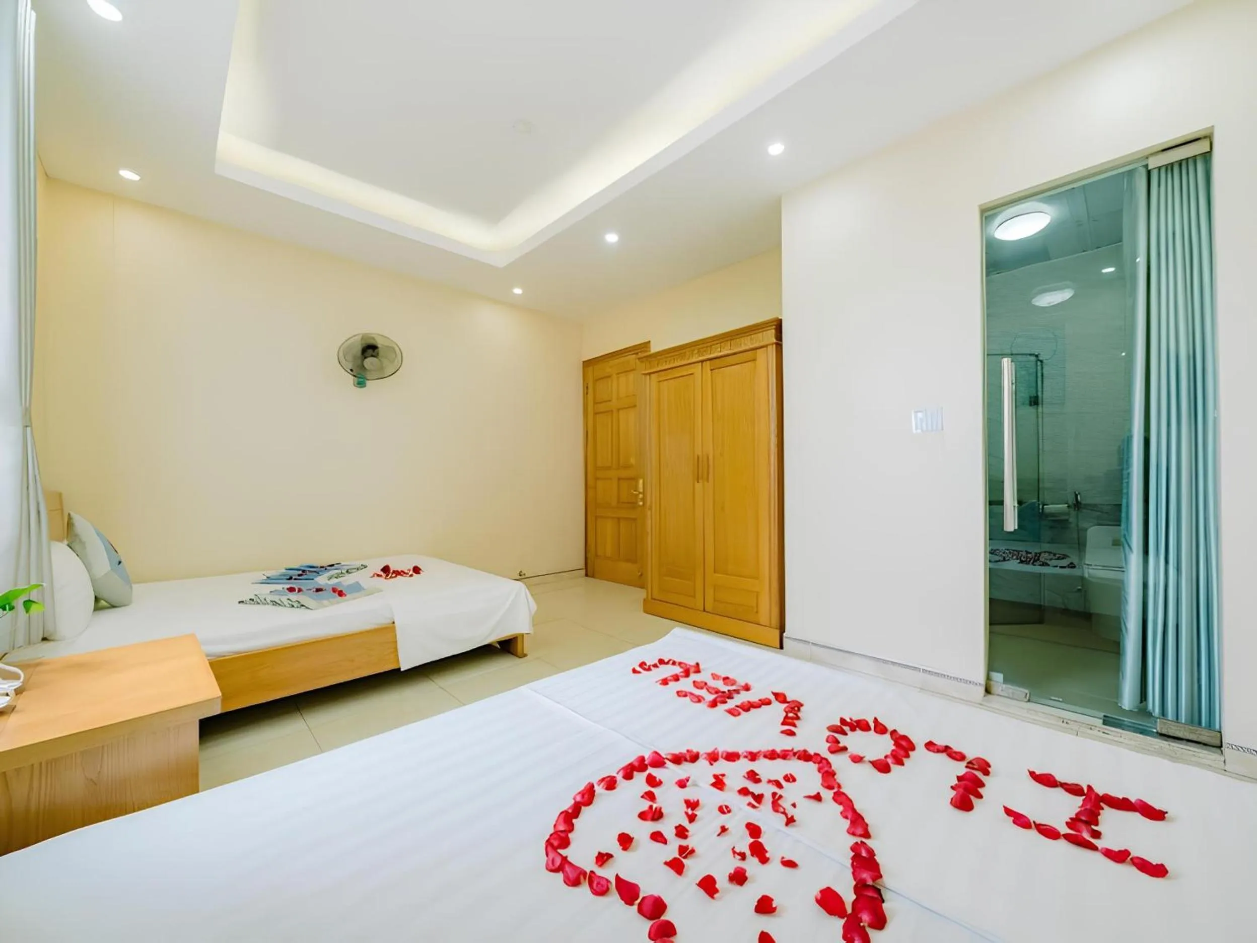 Bedroom in Lang Chai Hotel Cat Ba