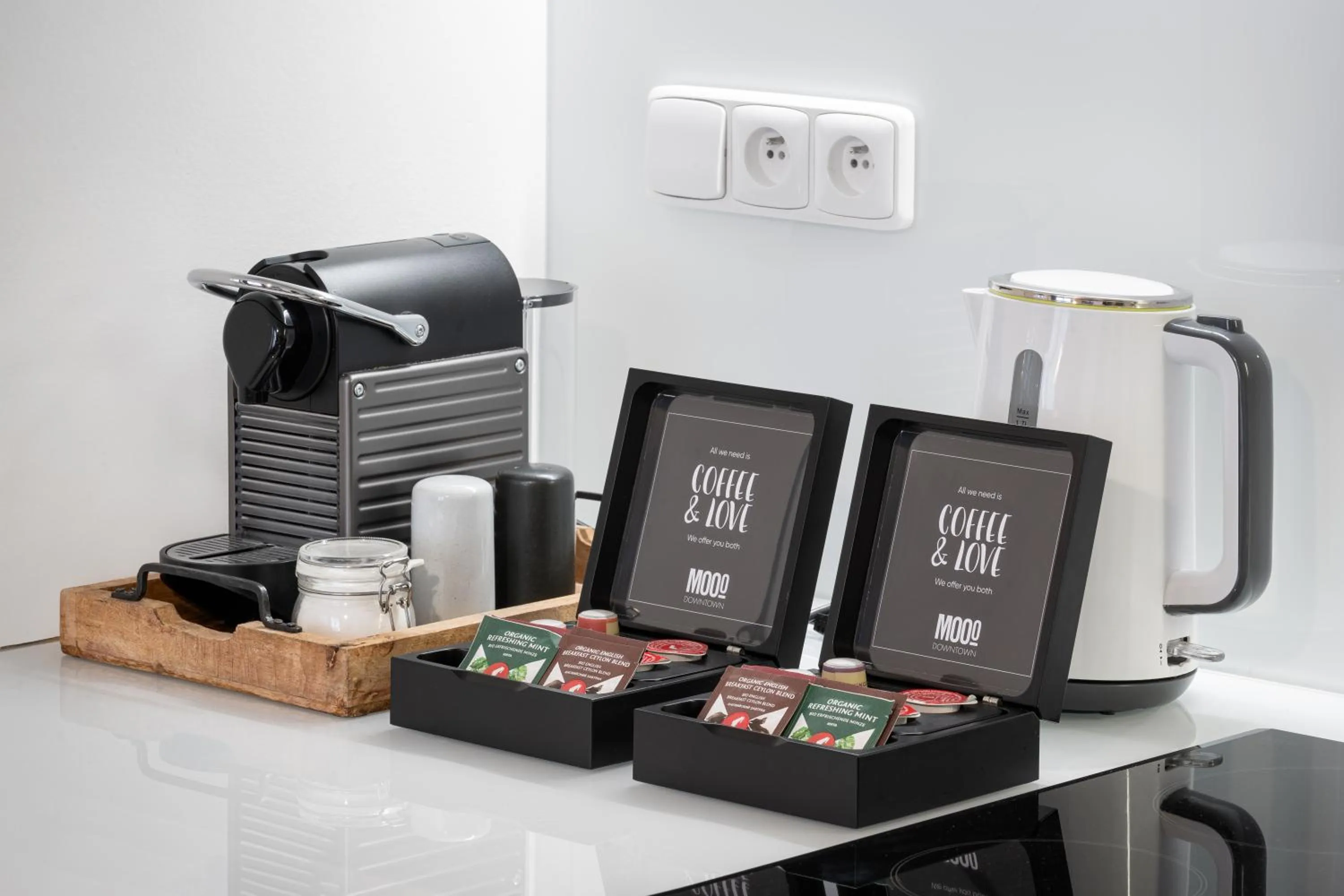 Coffee/tea facilities in MOOo Downtown