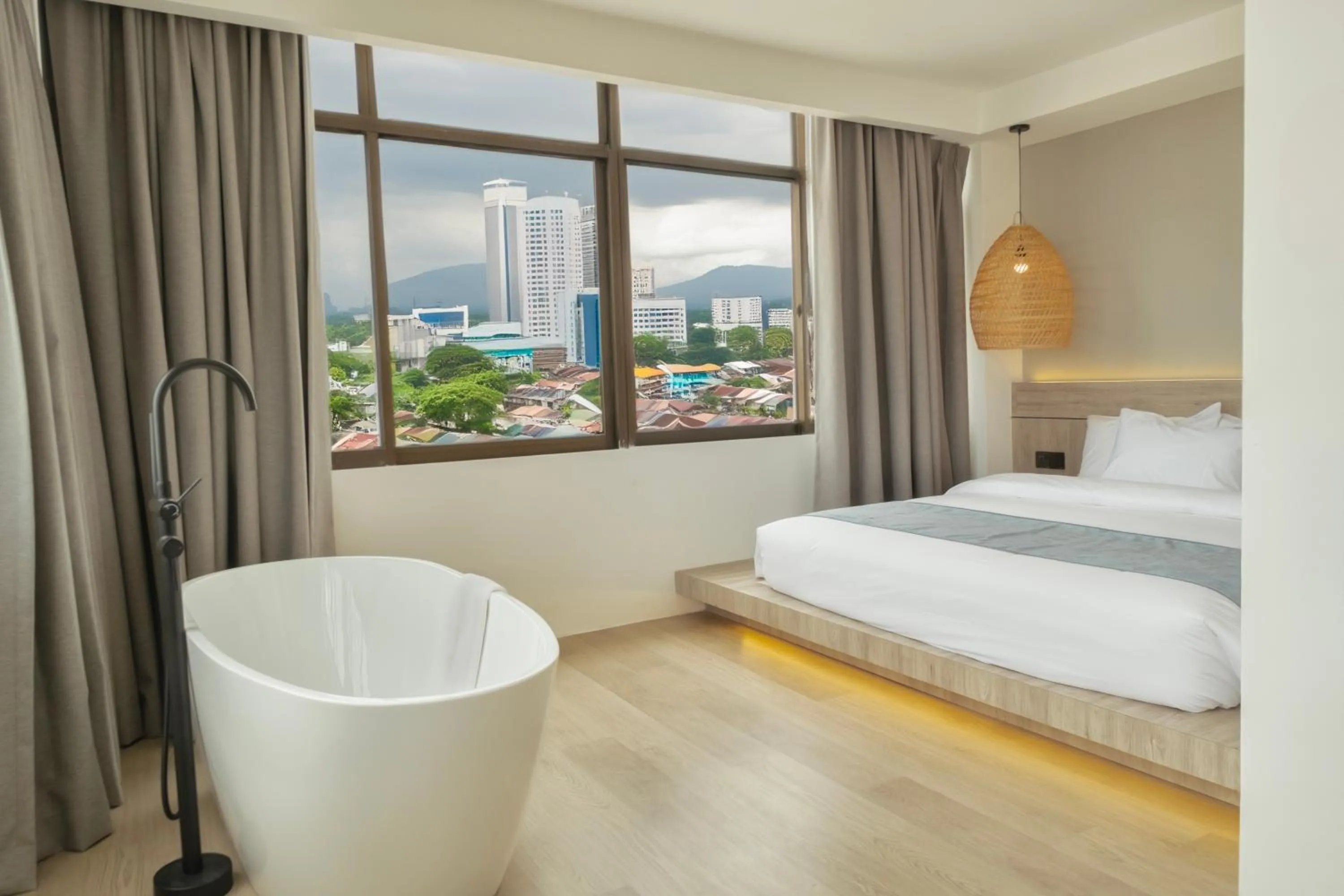 Bedroom, Bed in Theatre Hotel