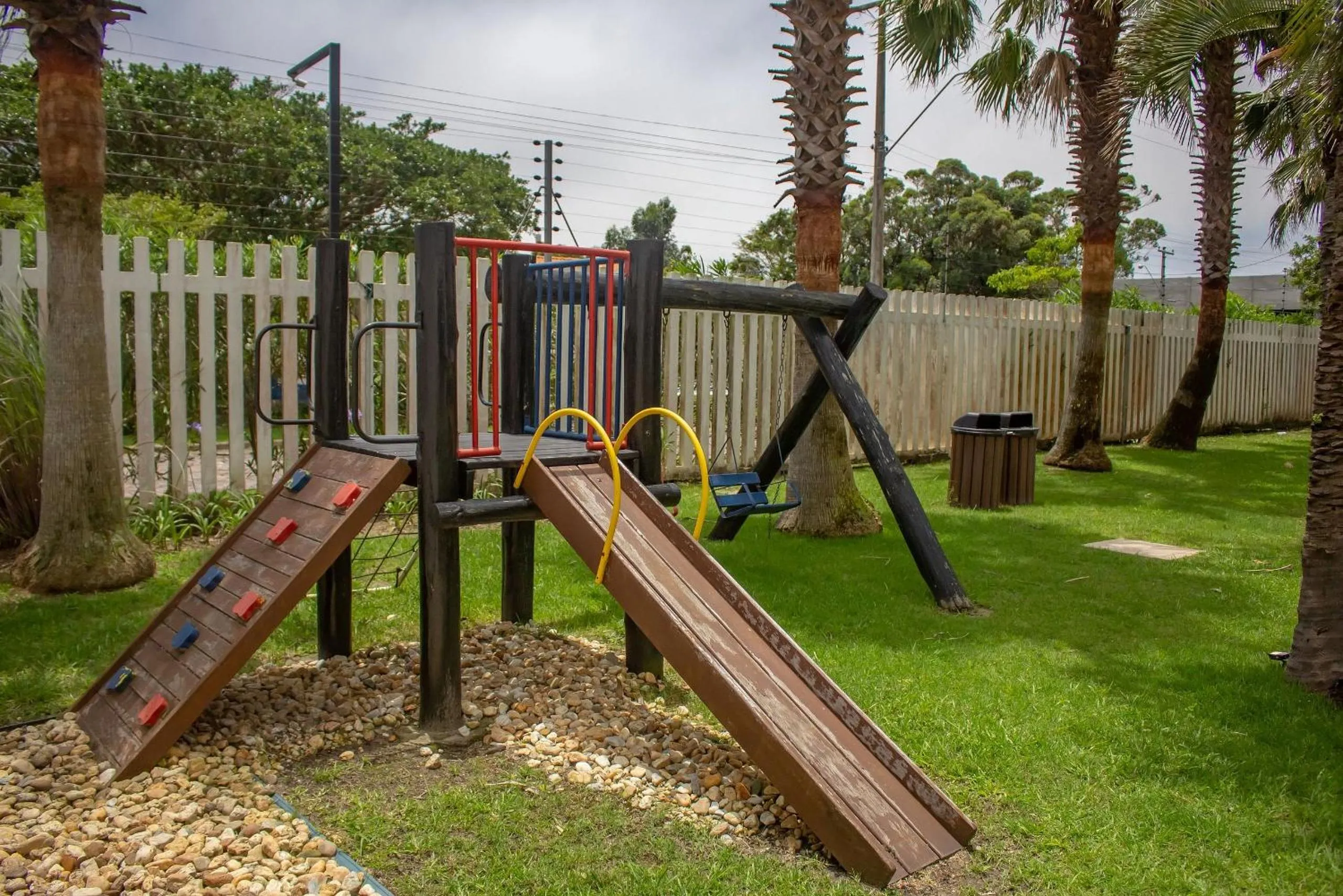 Kids's club in Atlântida Green Square - 408B