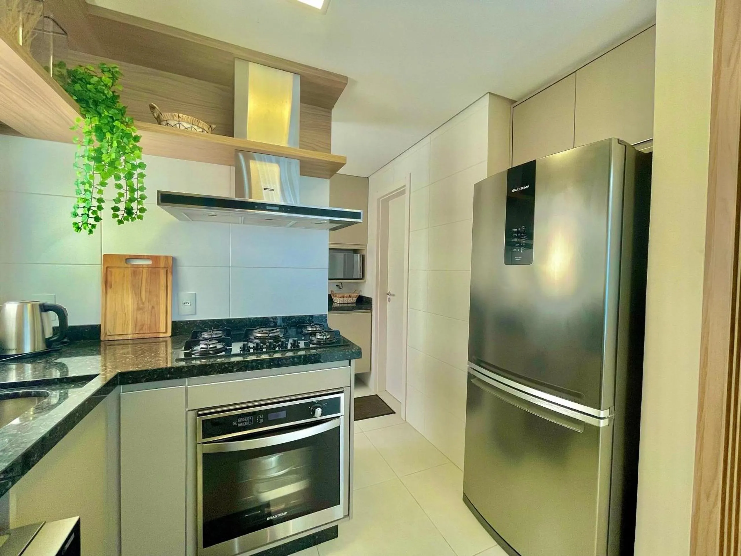 Kitchen or kitchenette in Atlântida Green Square - 408B