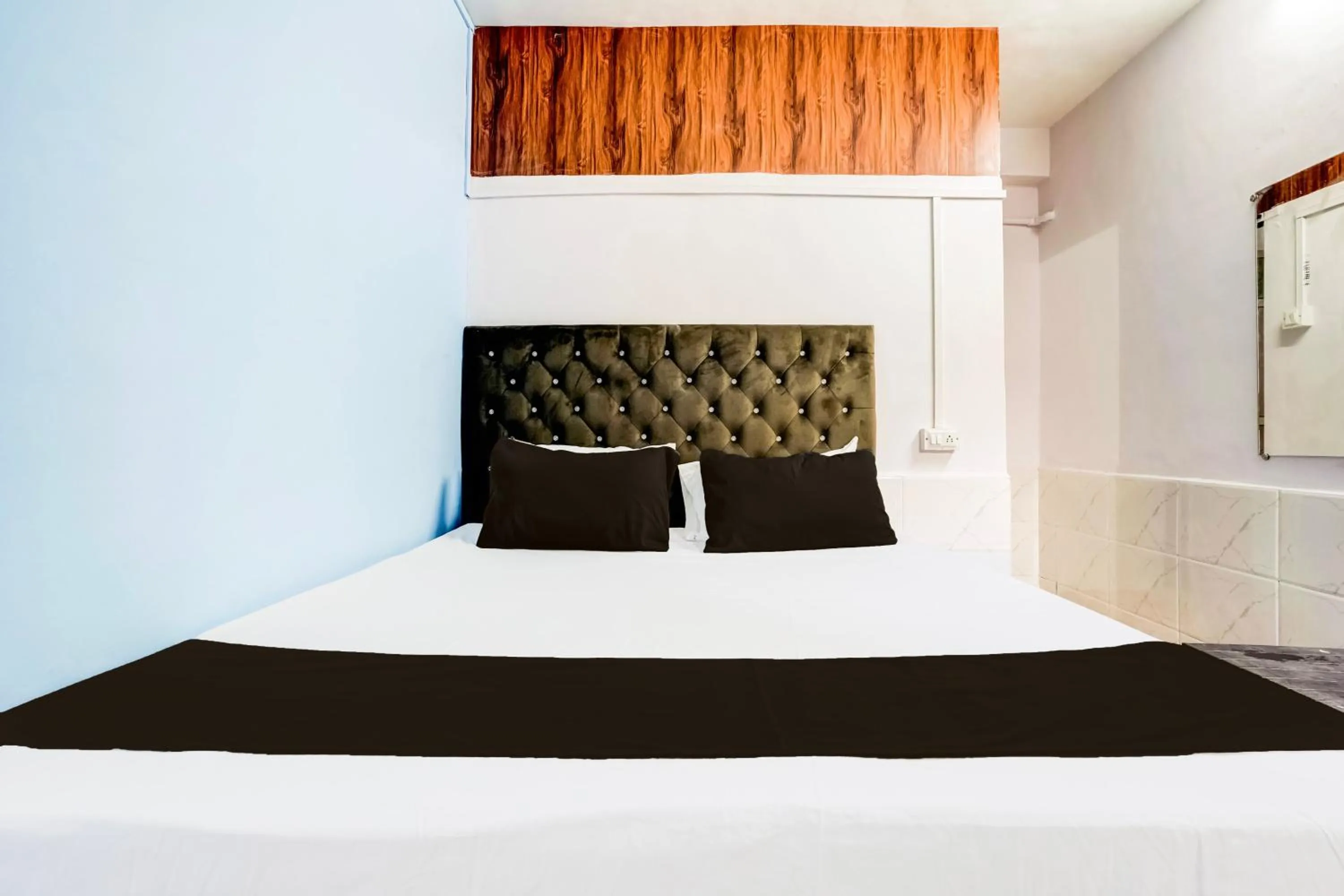 Bedroom, Bed in Hotel O Vira Palace