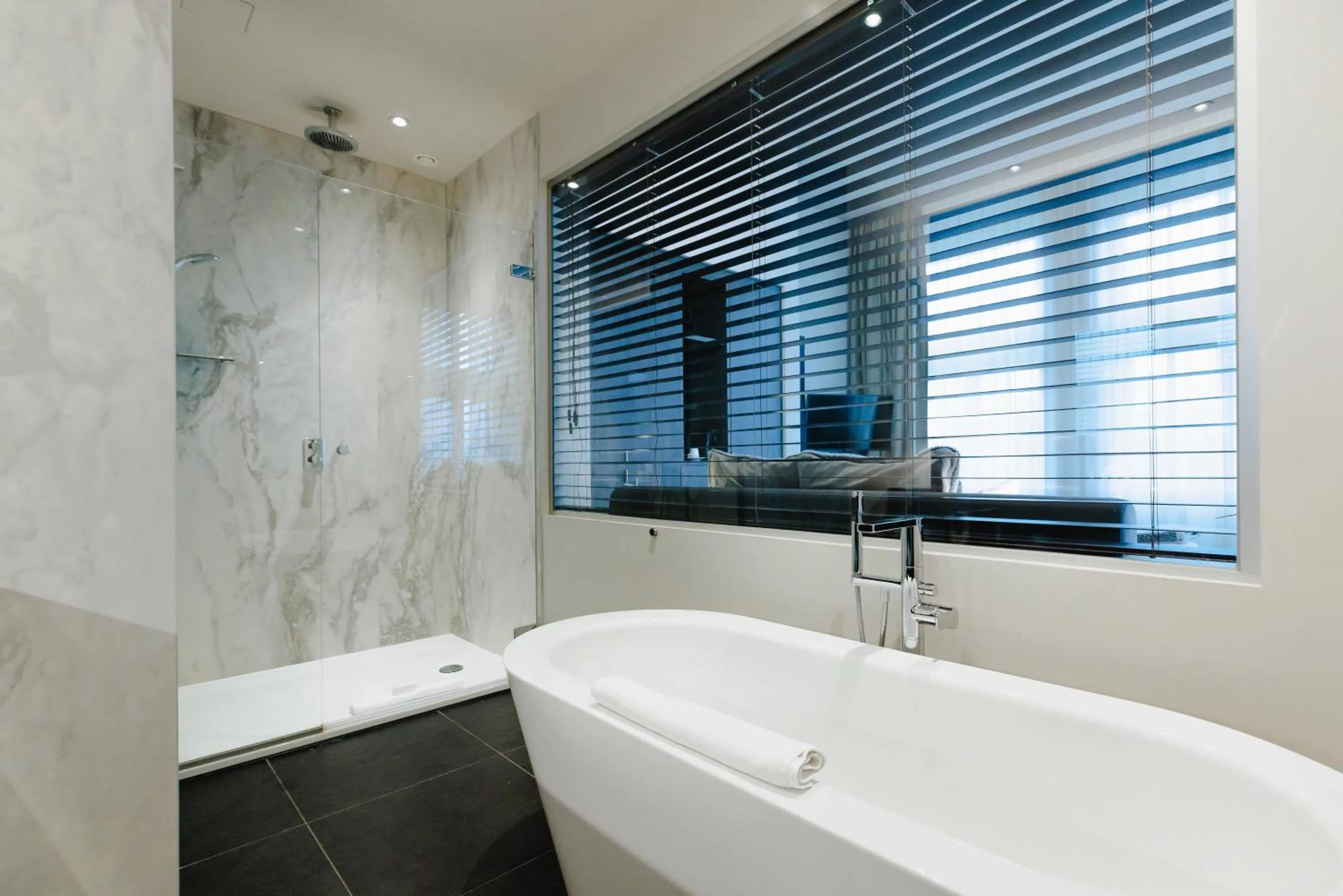 Shower in Terhills Hotel