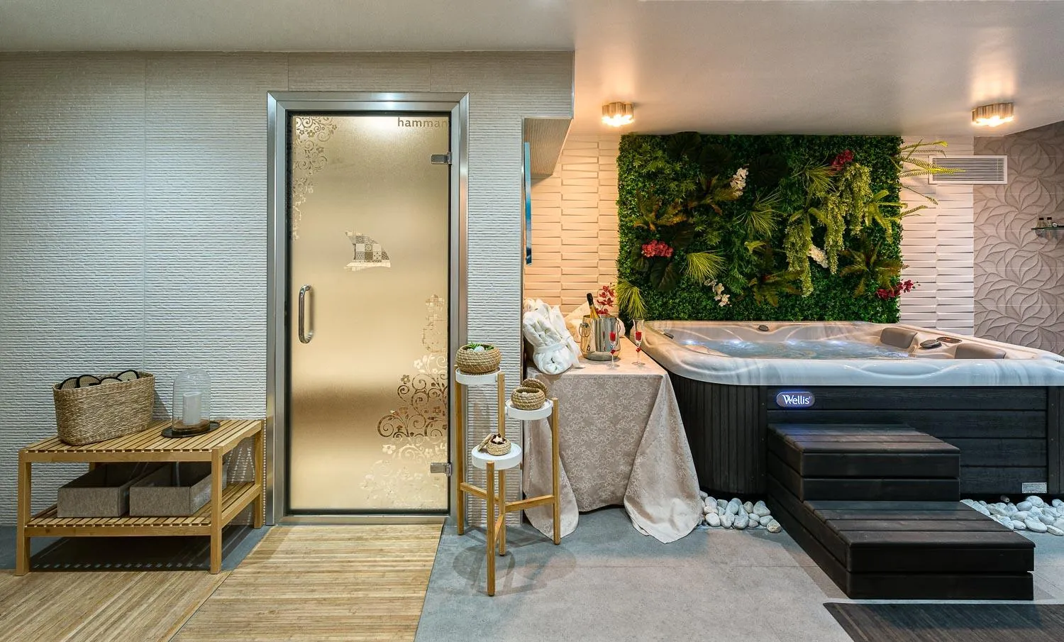 Hot Tub in Moon Dreams Torremolinos - Adults Recommended