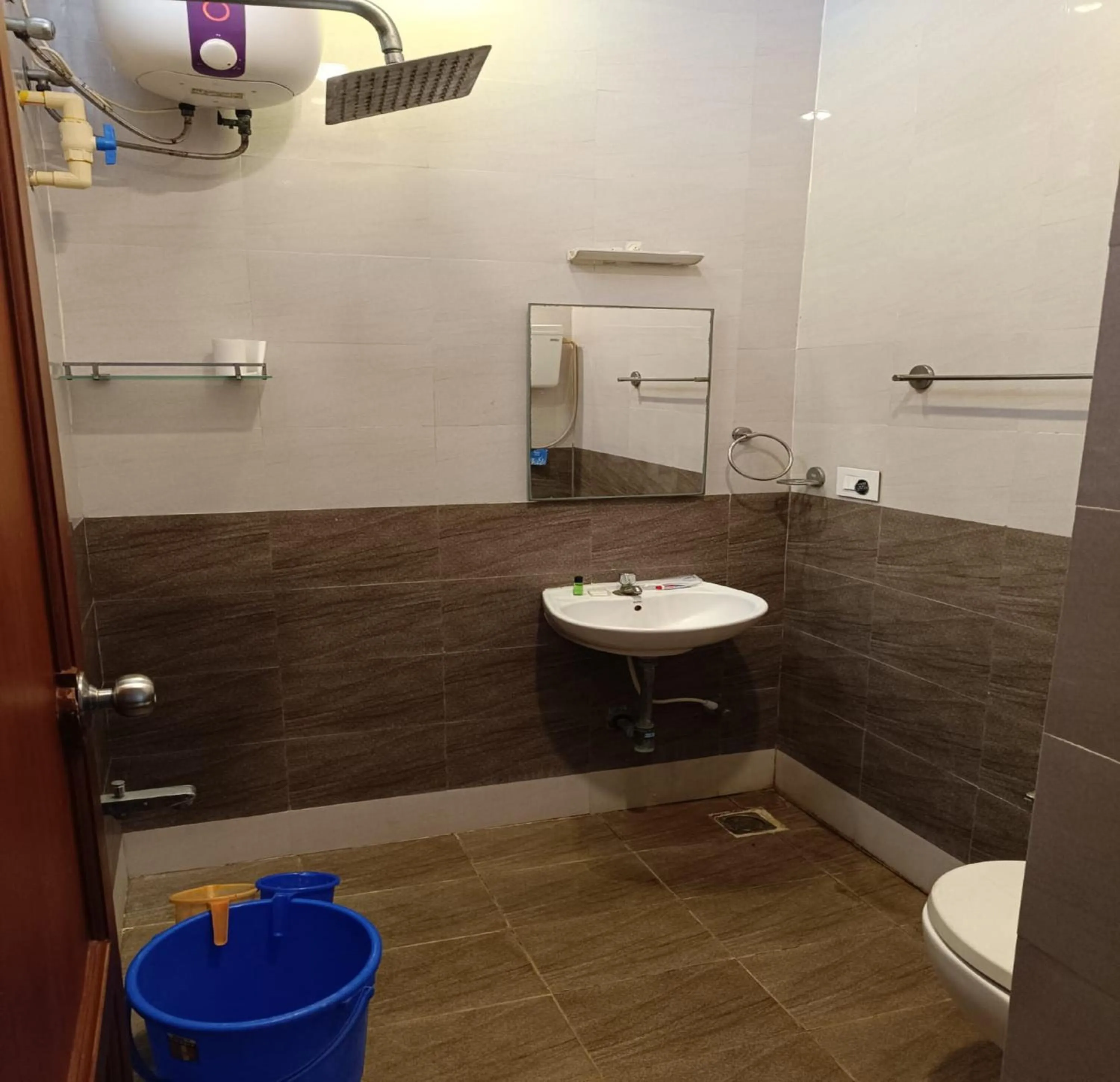 Bathroom in Azhagappa Residency