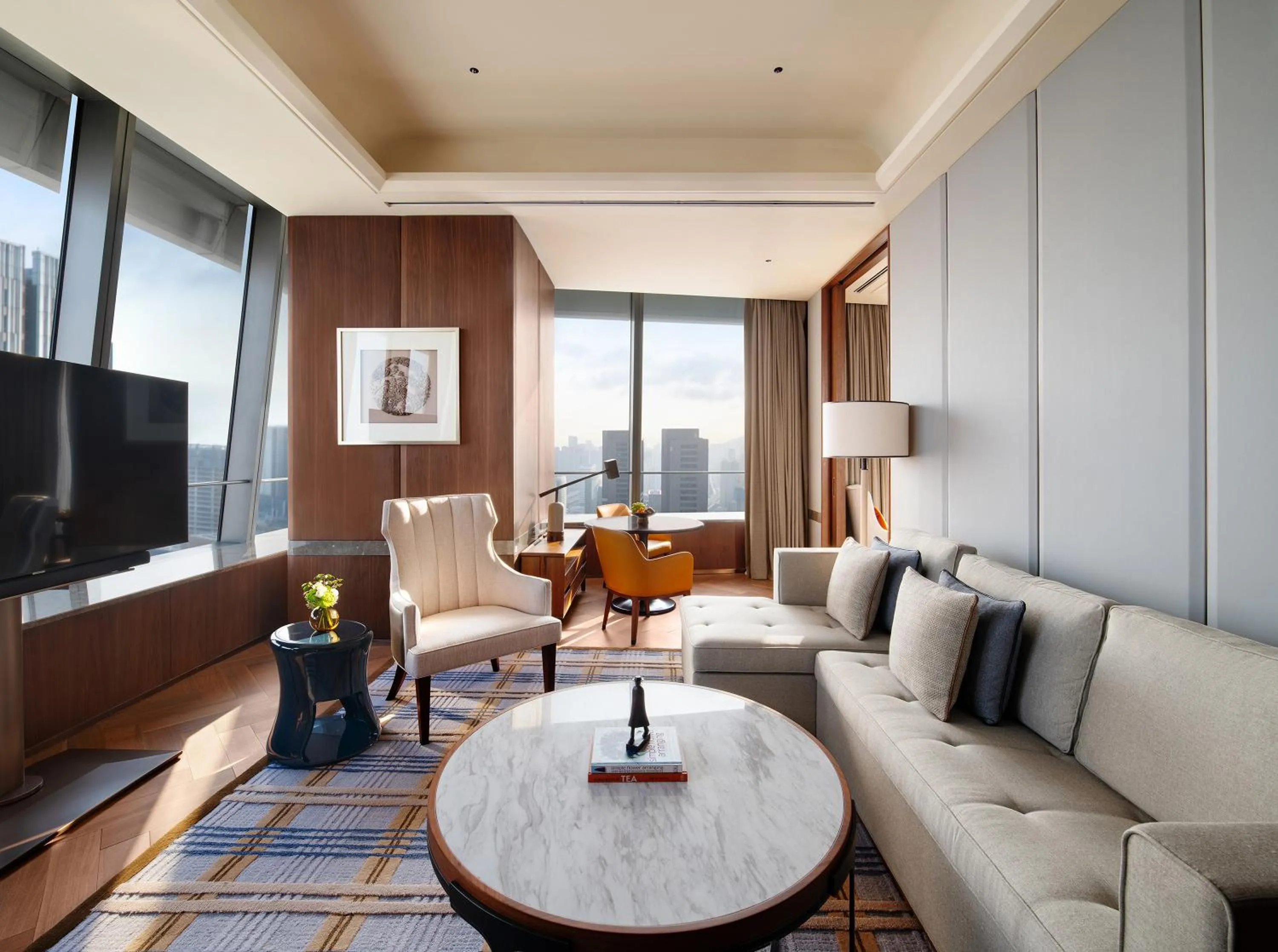 Living room in Four Seasons Hotel Dalian