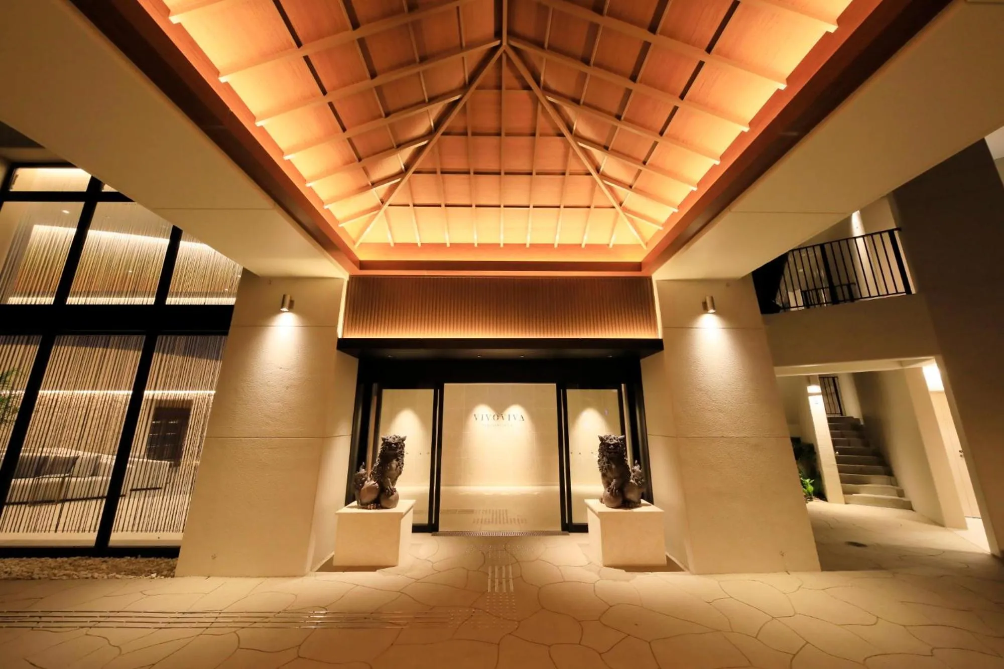 Night in VIVOVIVA石垣島