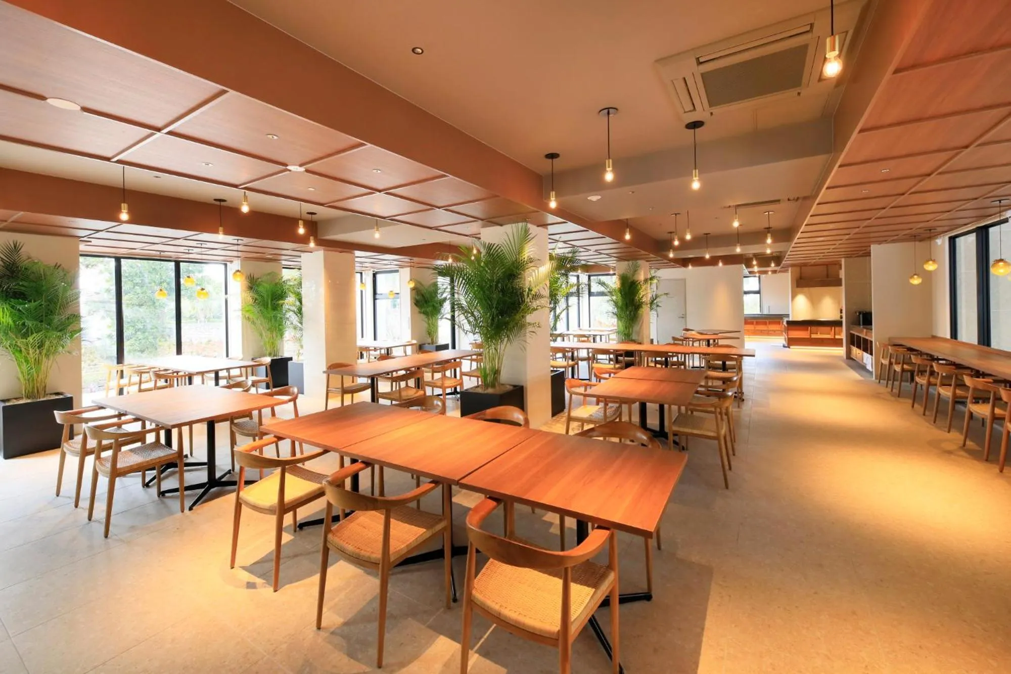 Restaurant/places to eat in VIVOVIVA石垣島