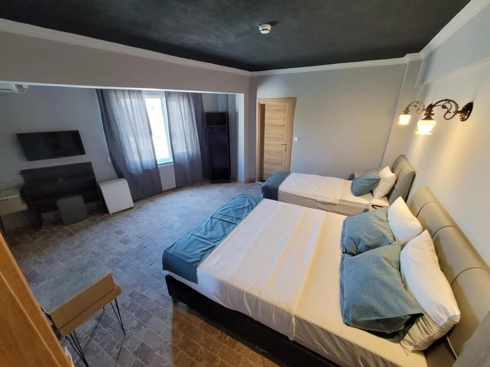 Bed in City Park Suites City Center Corlu