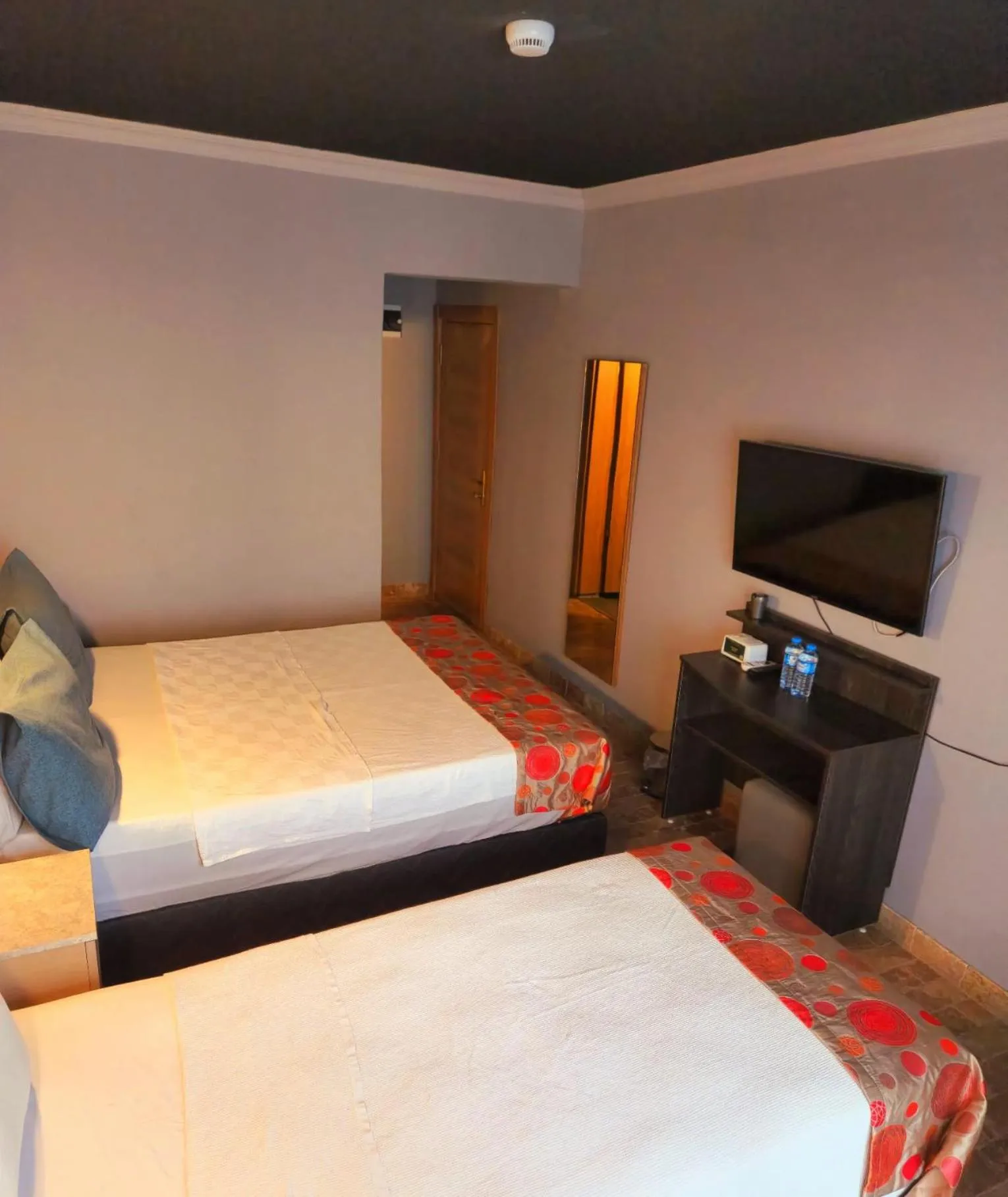 Bed in City Park Suites City Center Corlu