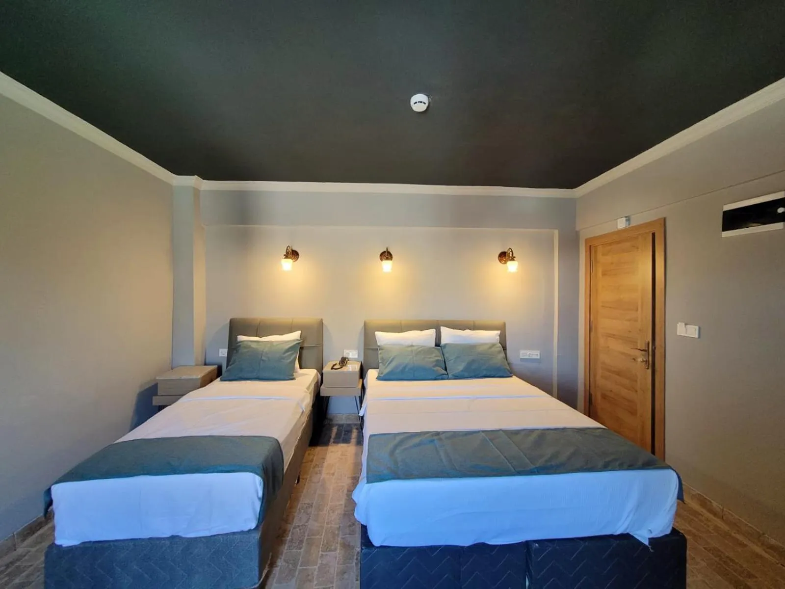 Bed in City Park Suites City Center Corlu