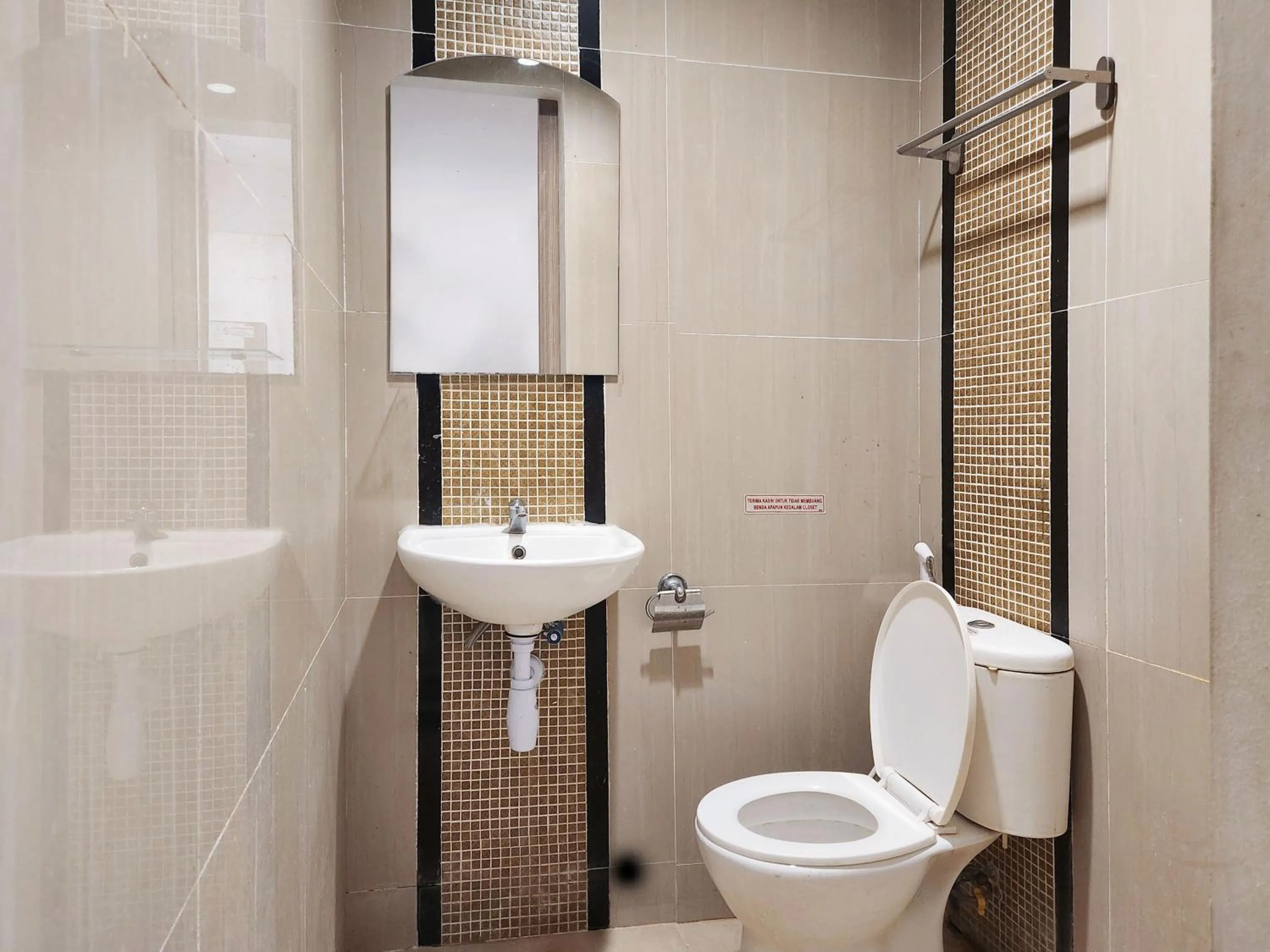 Shower in Joker Hotel & Residence