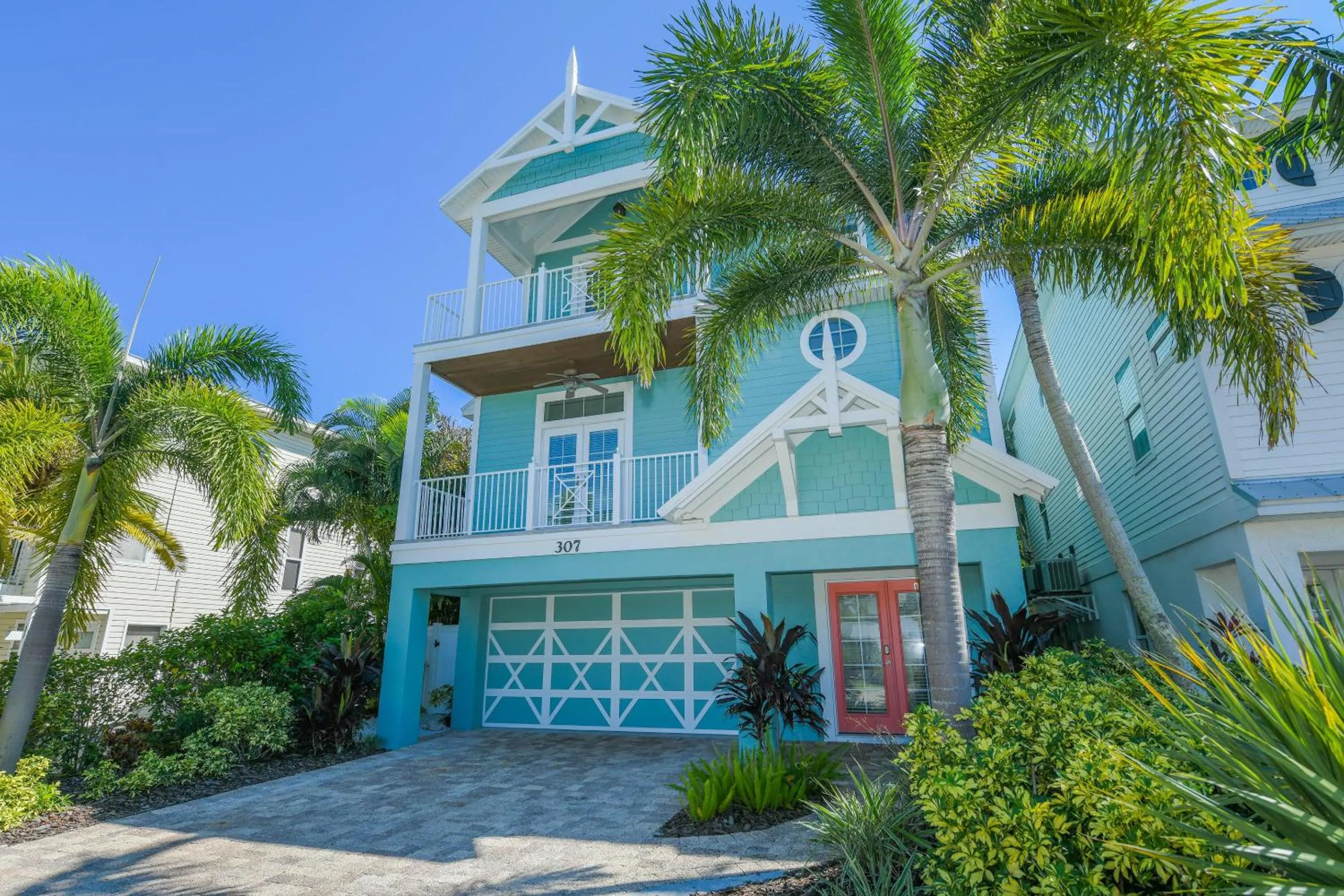 yyConch House