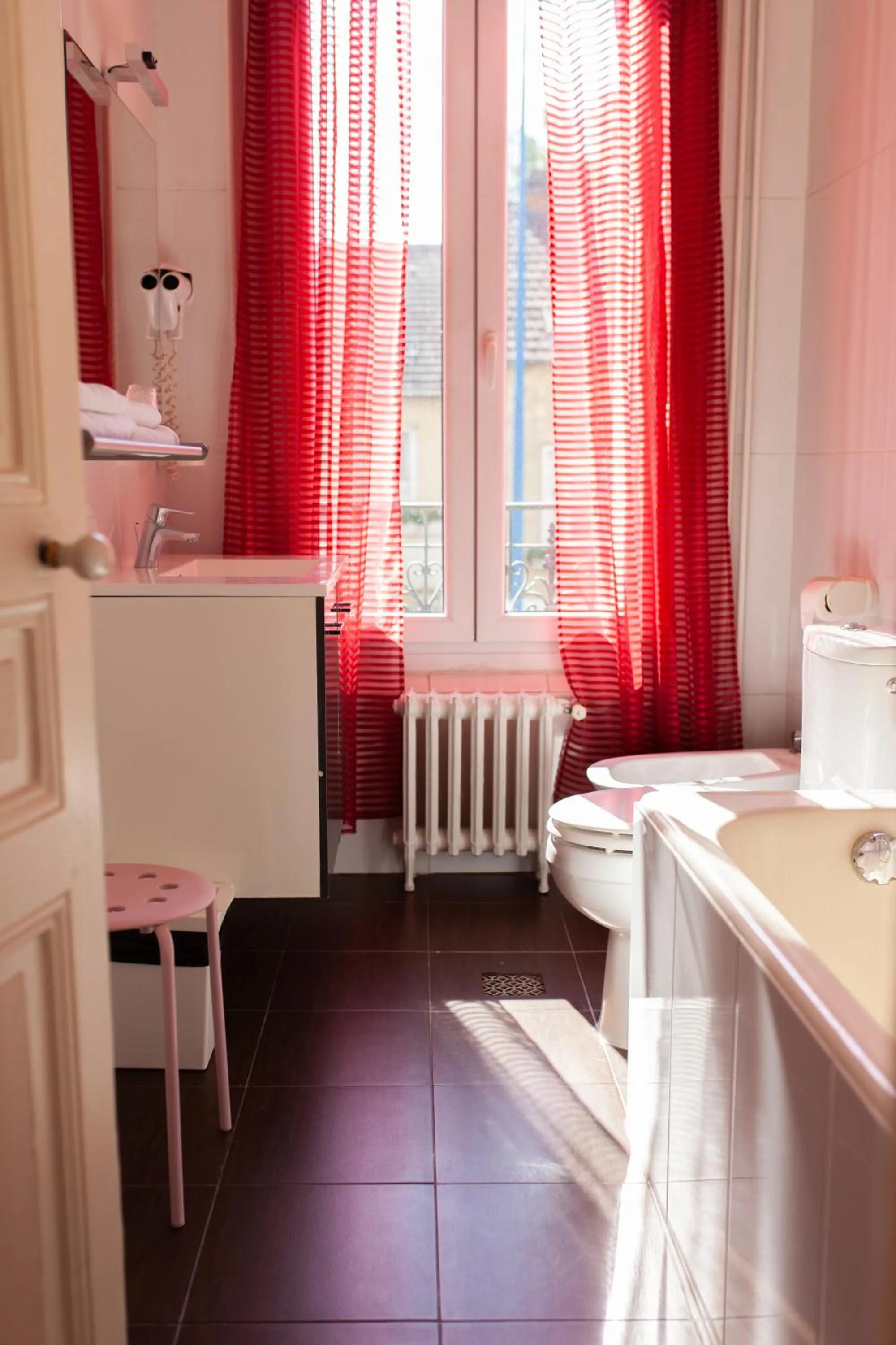 Bathroom in Hôtel du Parc