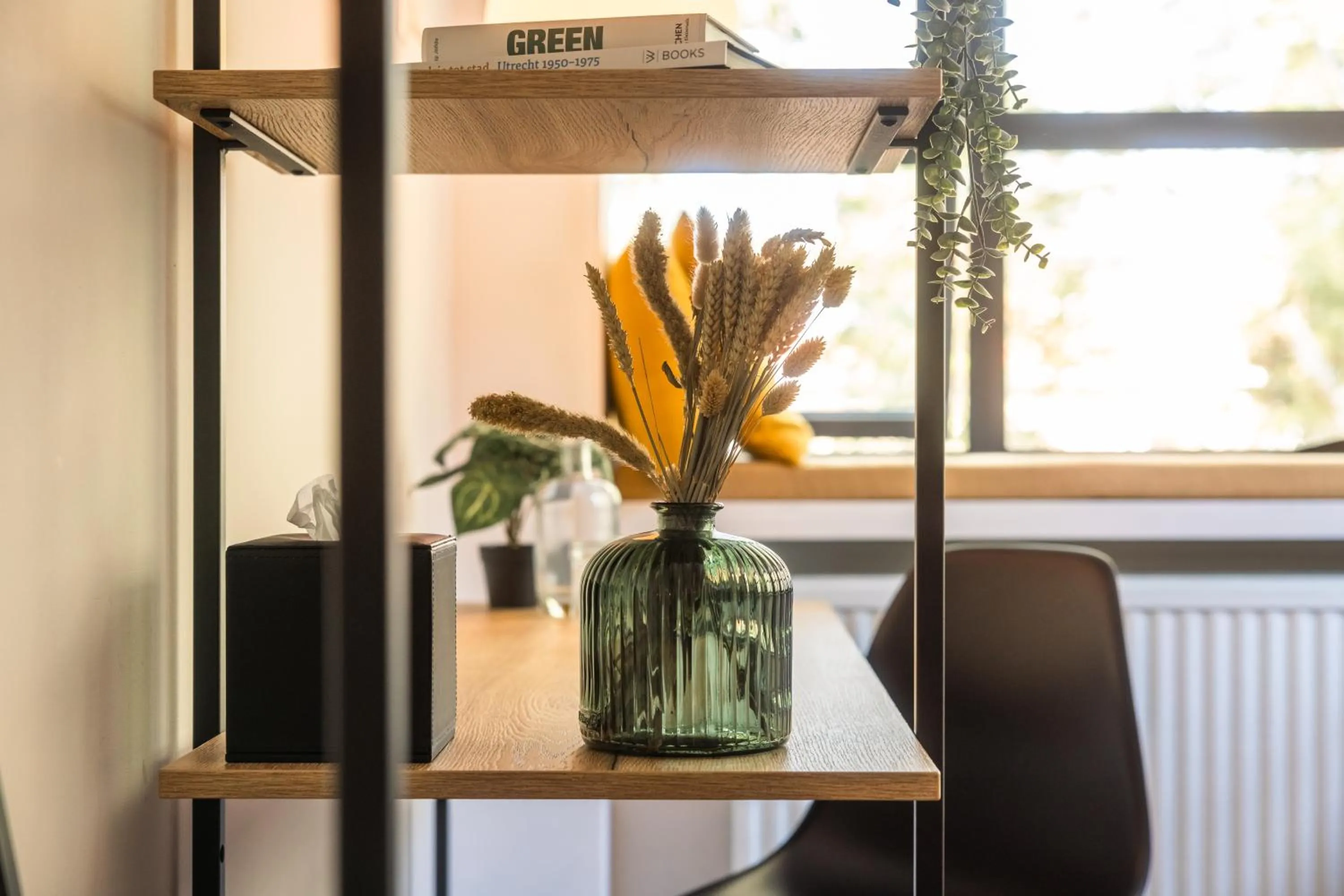 Decorative detail in Badhuis Hotel